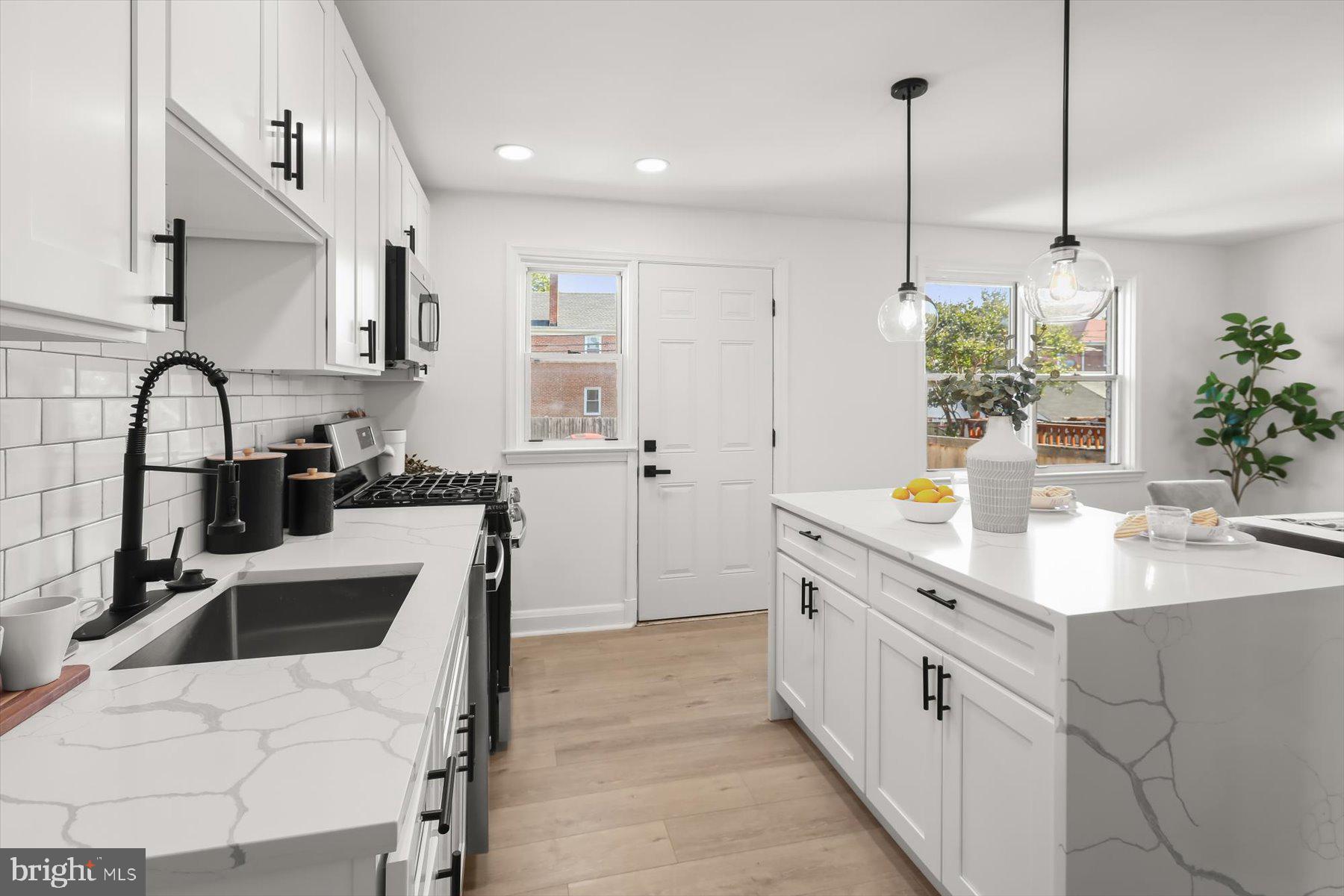 WOODBOURNE HEIGHTS - Residential