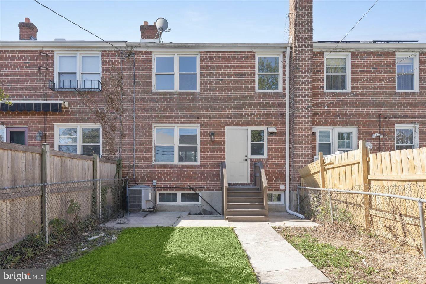 WOODBOURNE HEIGHTS - Residential
