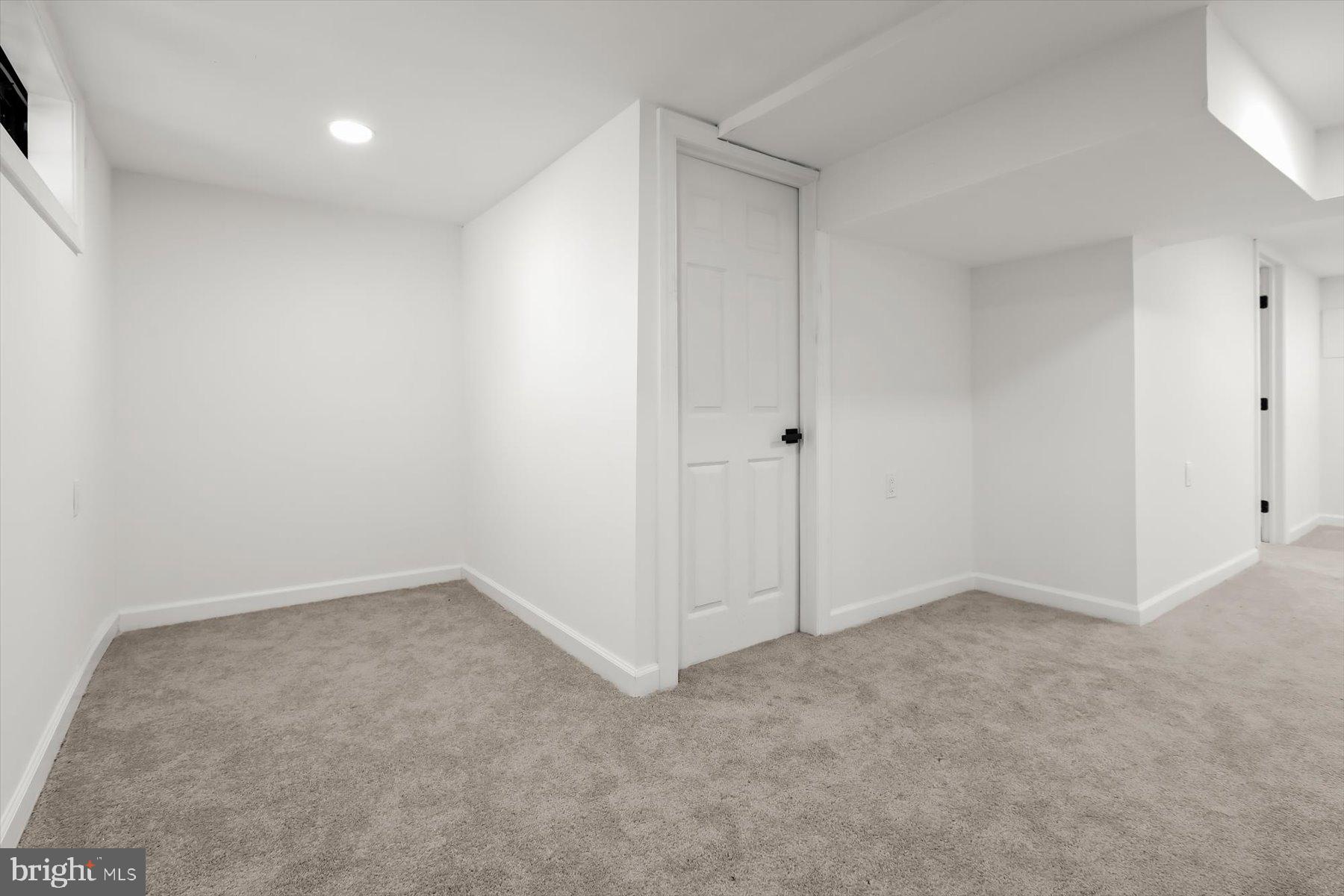 WOODBOURNE HEIGHTS - Residential