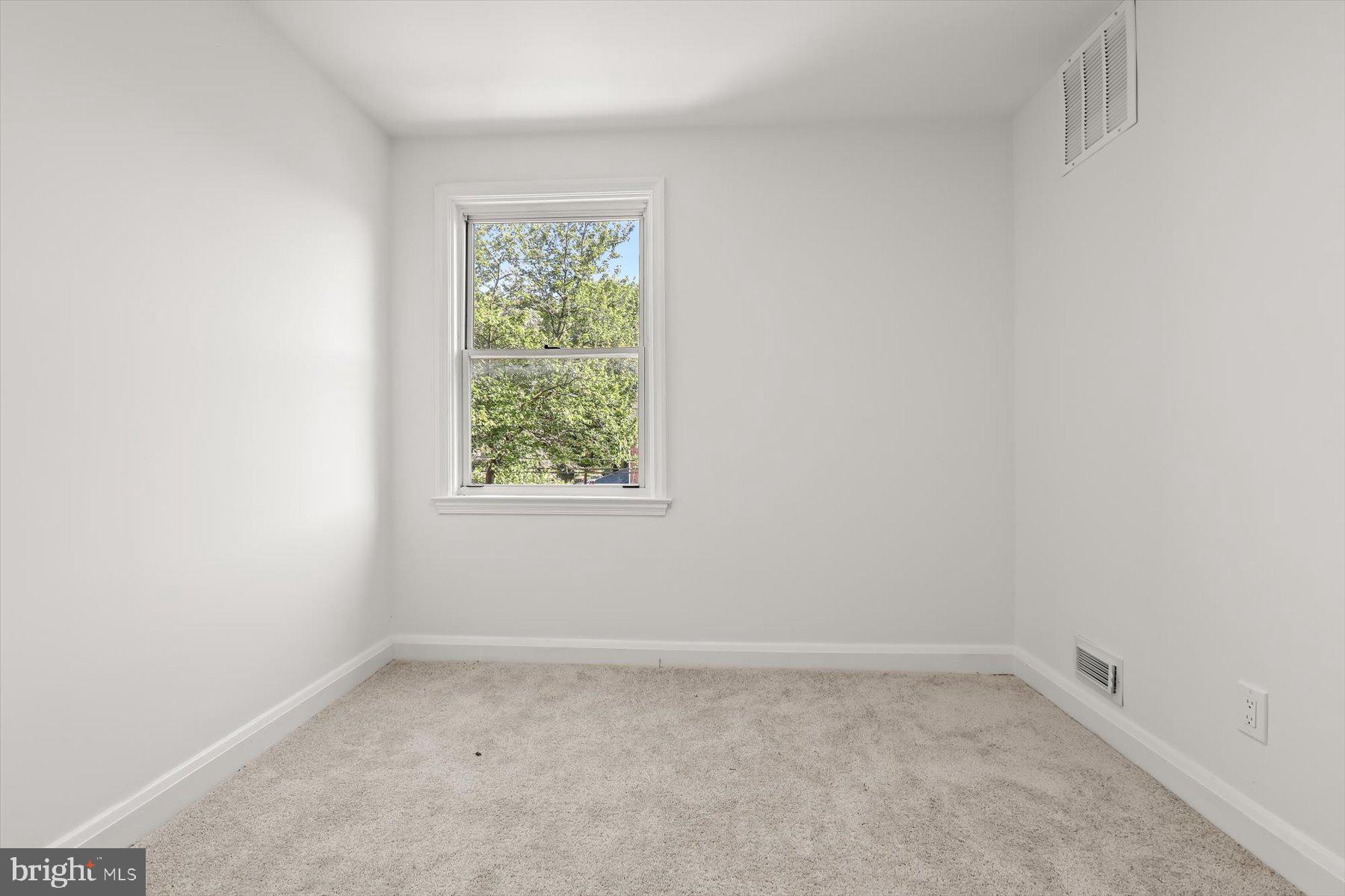 WOODBOURNE HEIGHTS - Residential