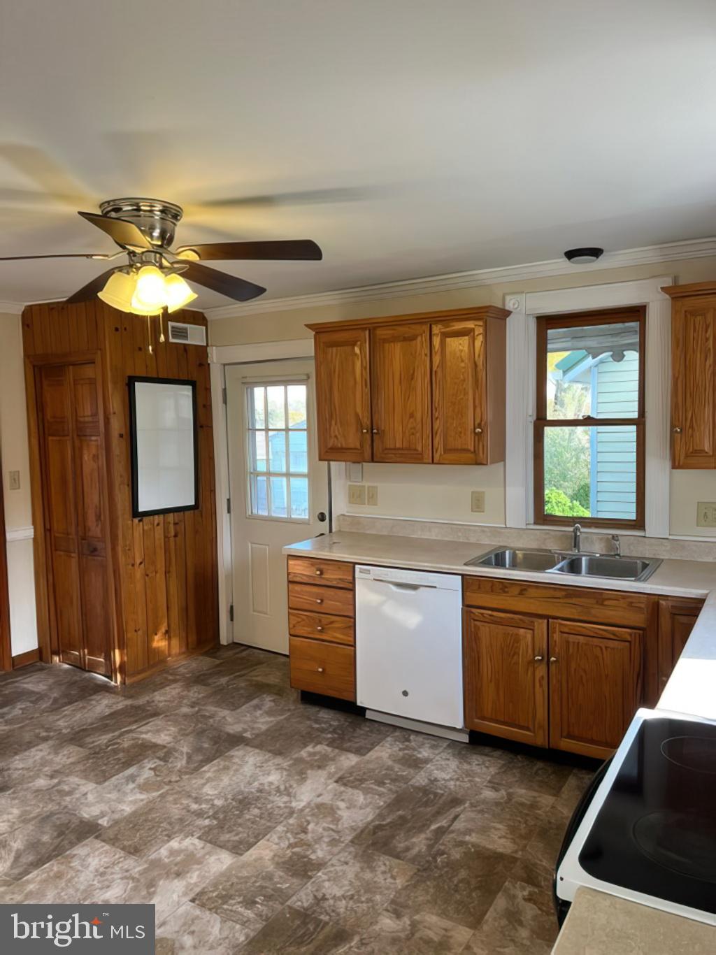 MOUNT NEBO - Residential