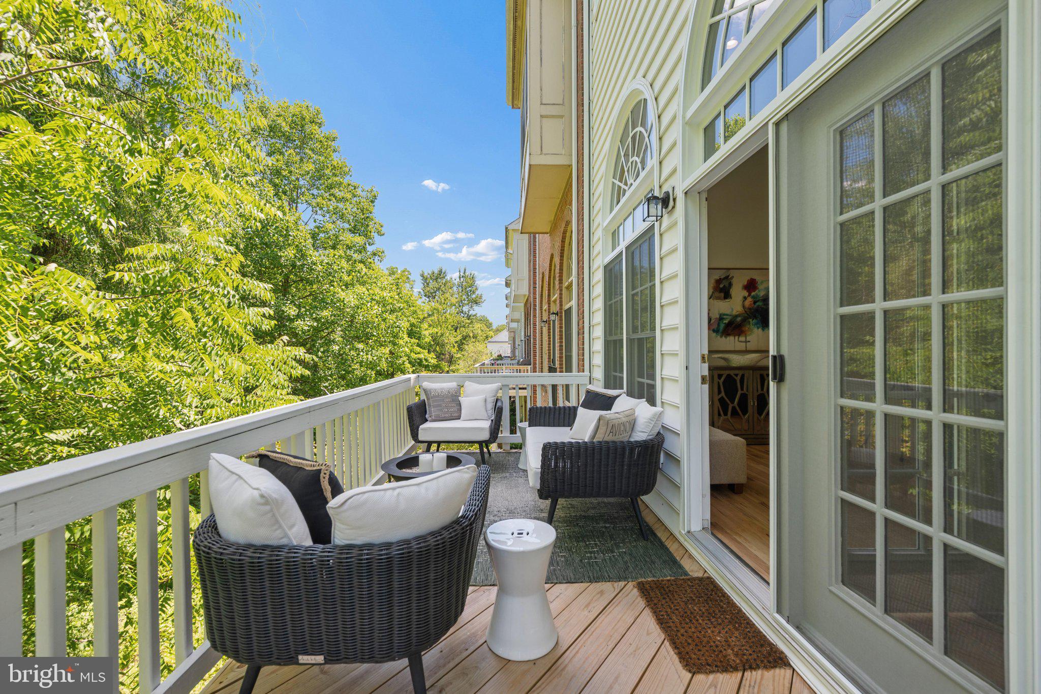 FALLSGROVE - Residential