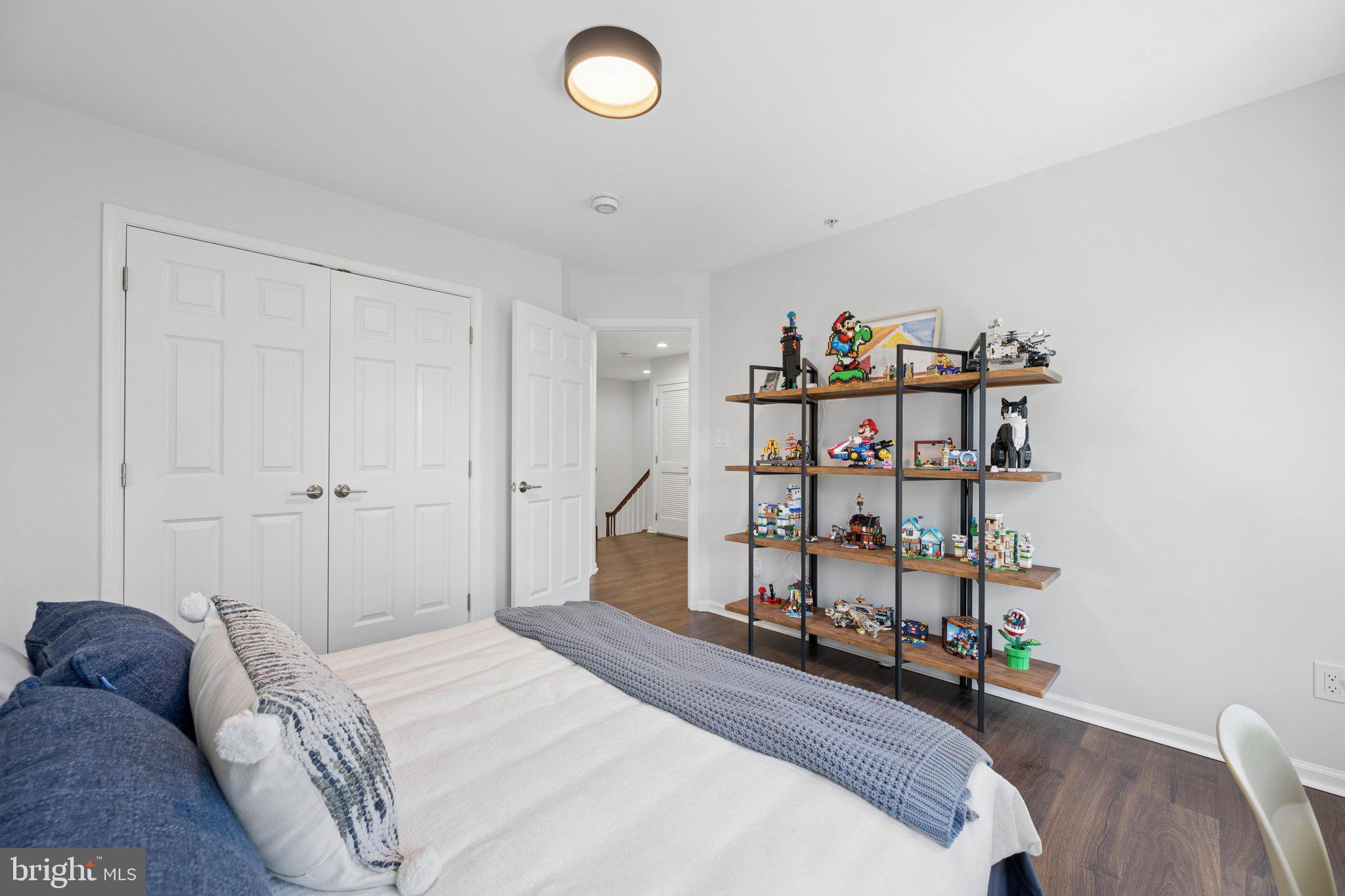 FALLSGROVE - Residential
