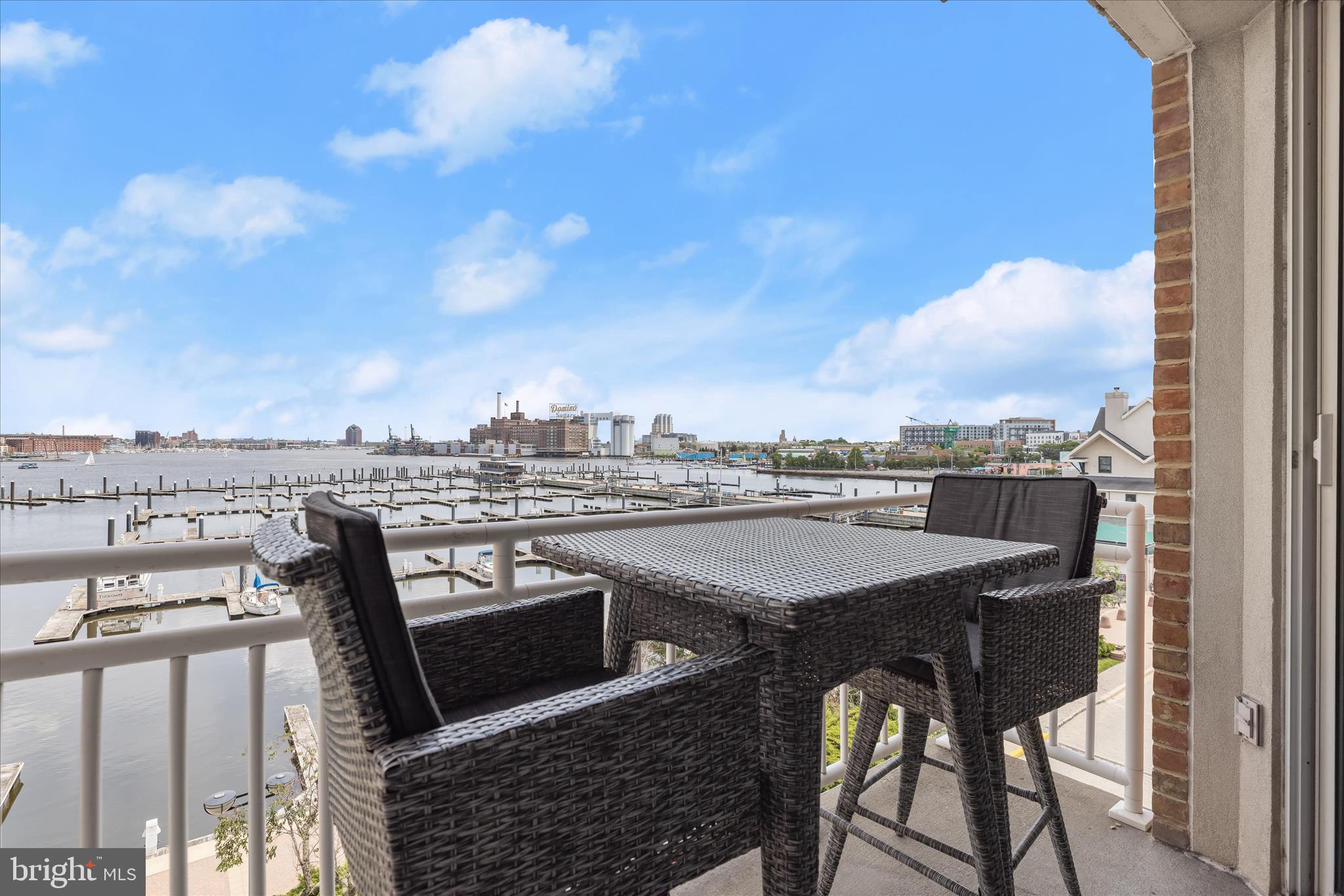 PIERSIDE AT HARBORVIEW - Residential