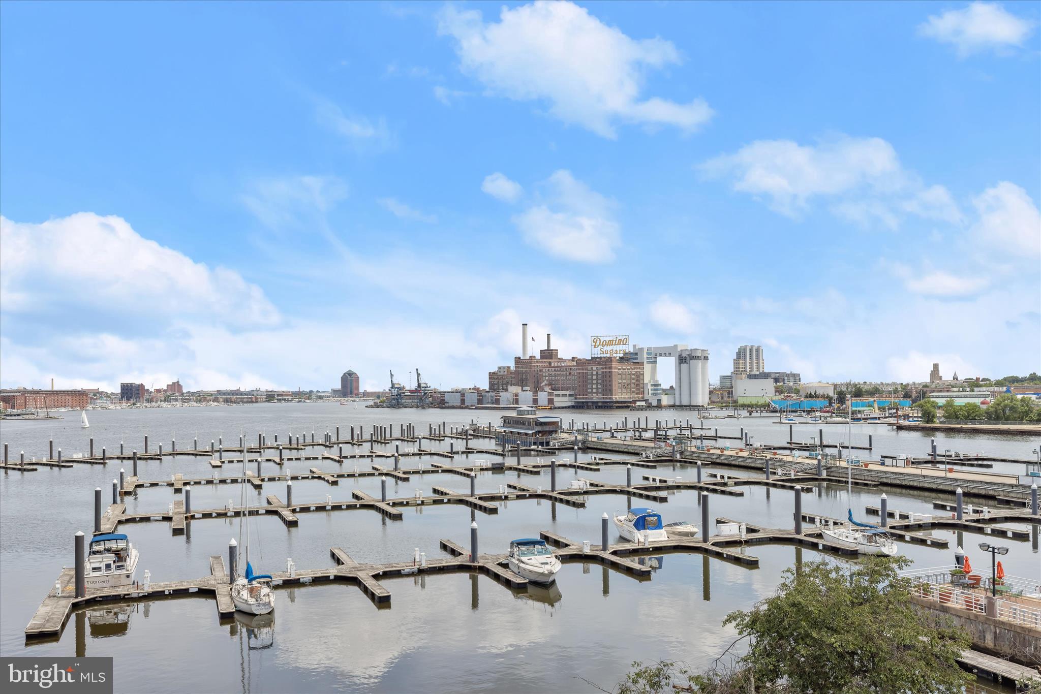 PIERSIDE AT HARBORVIEW - Residential
