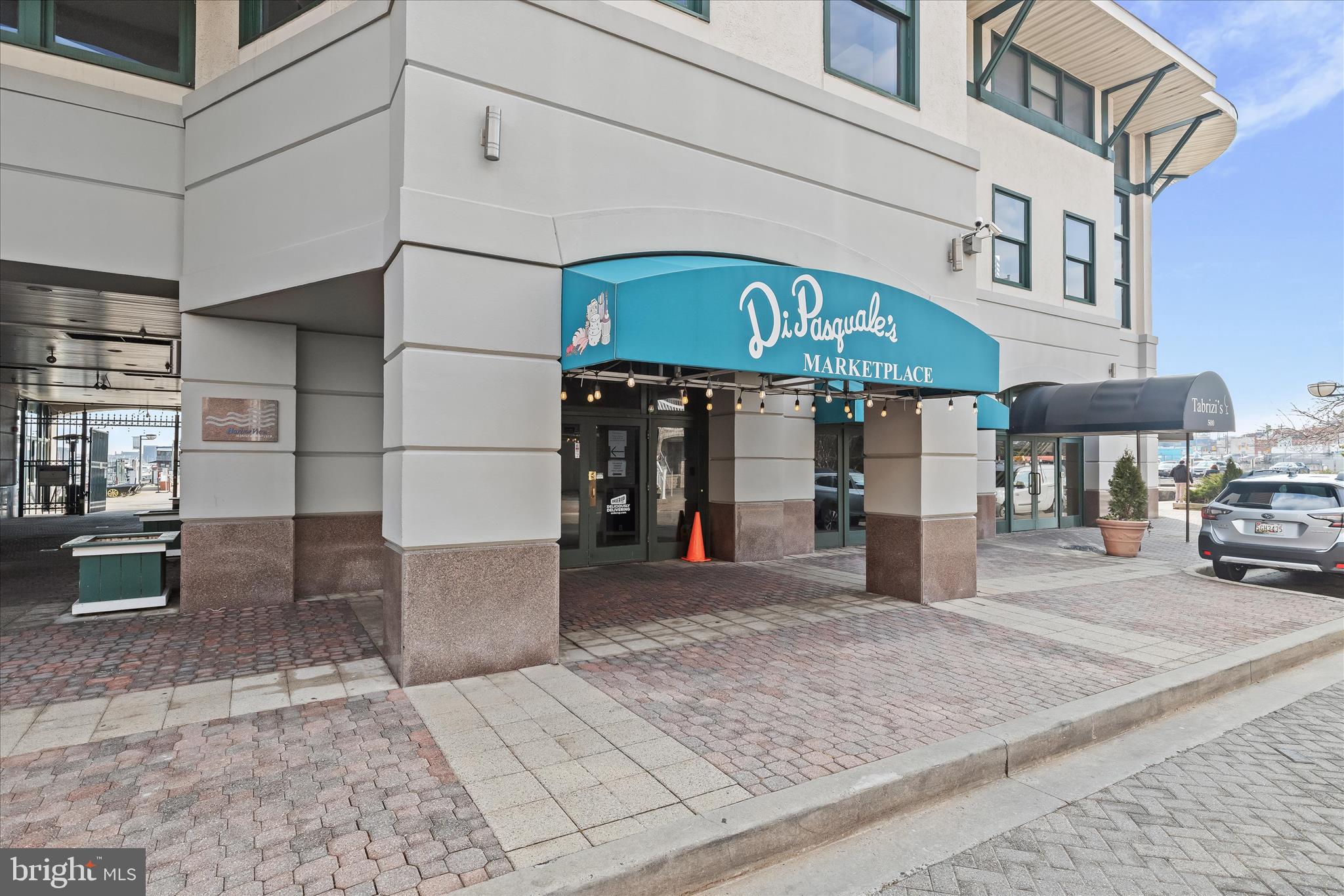 PIERSIDE AT HARBORVIEW - Residential