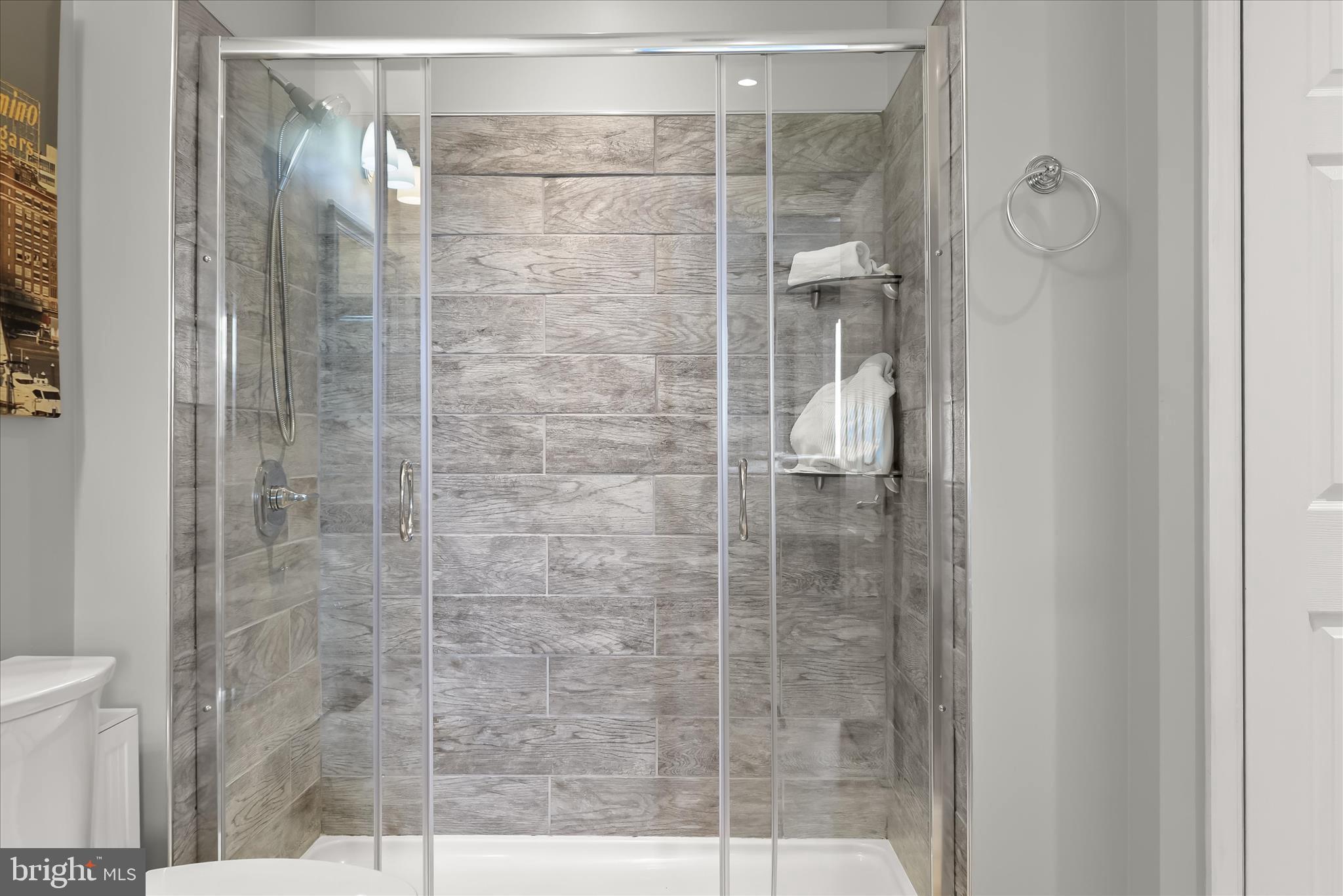 PIERSIDE AT HARBORVIEW - Residential