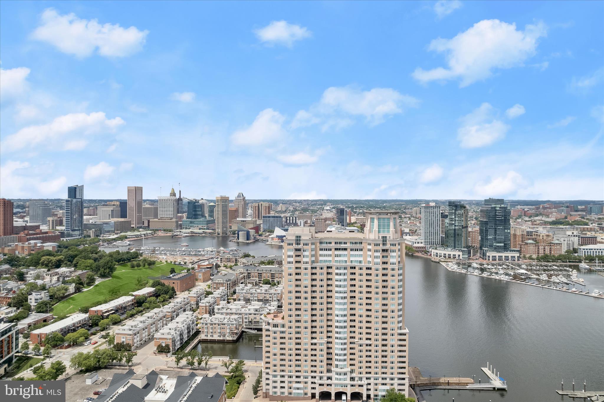 PIERSIDE AT HARBORVIEW - Residential