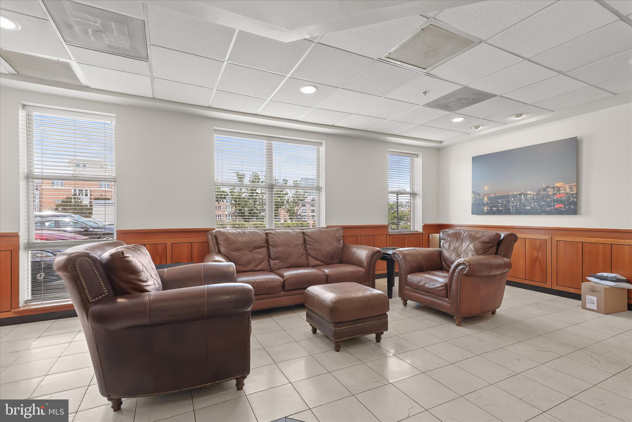 PIERSIDE AT HARBORVIEW - Residential