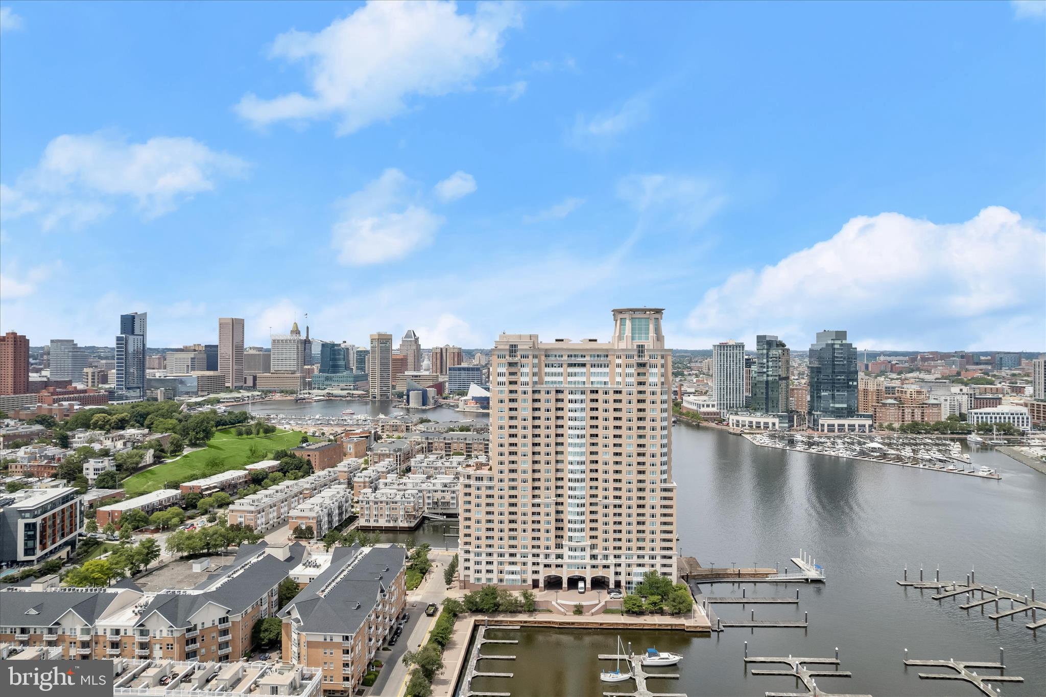 PIERSIDE AT HARBORVIEW - Residential
