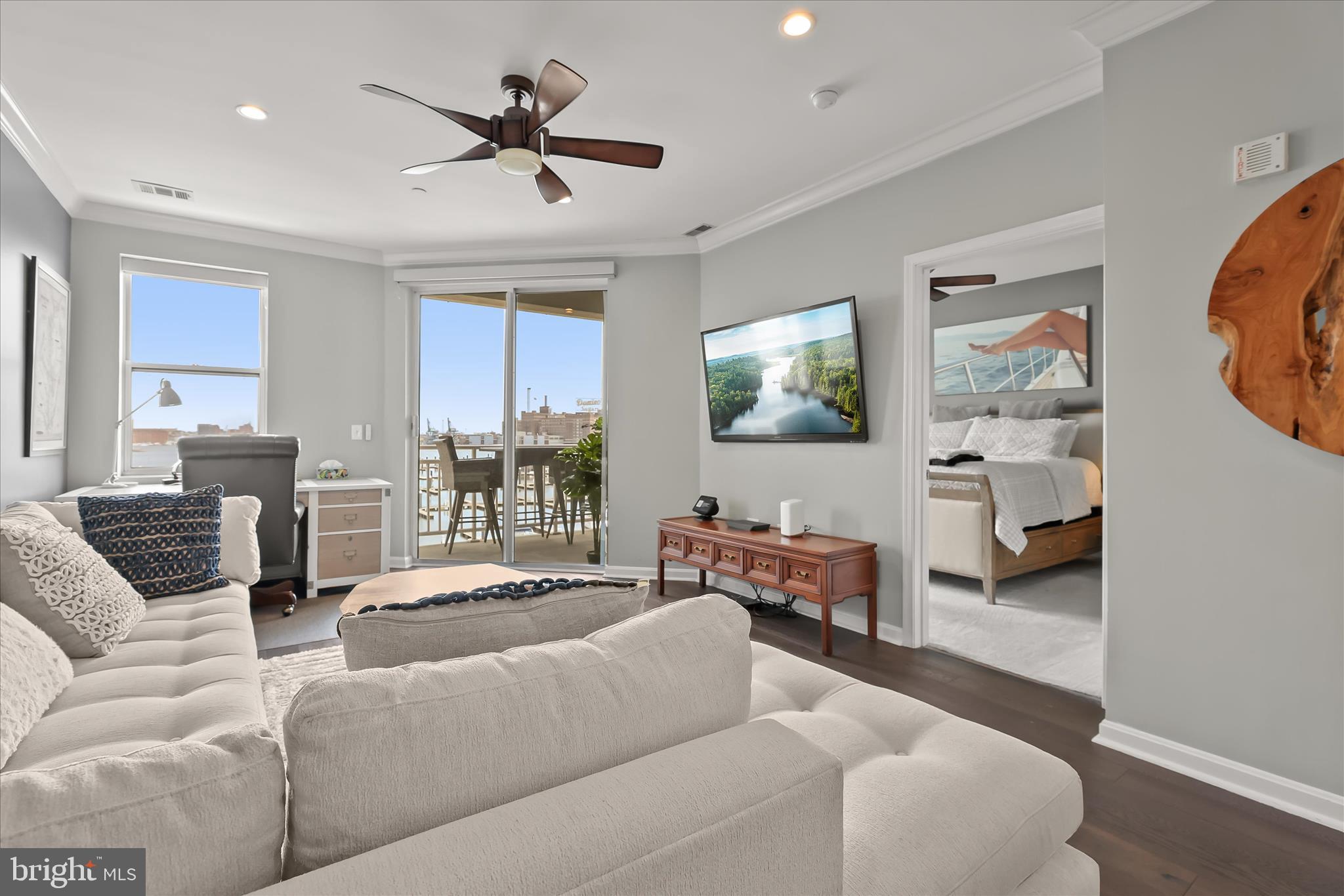 PIERSIDE AT HARBORVIEW - Residential
