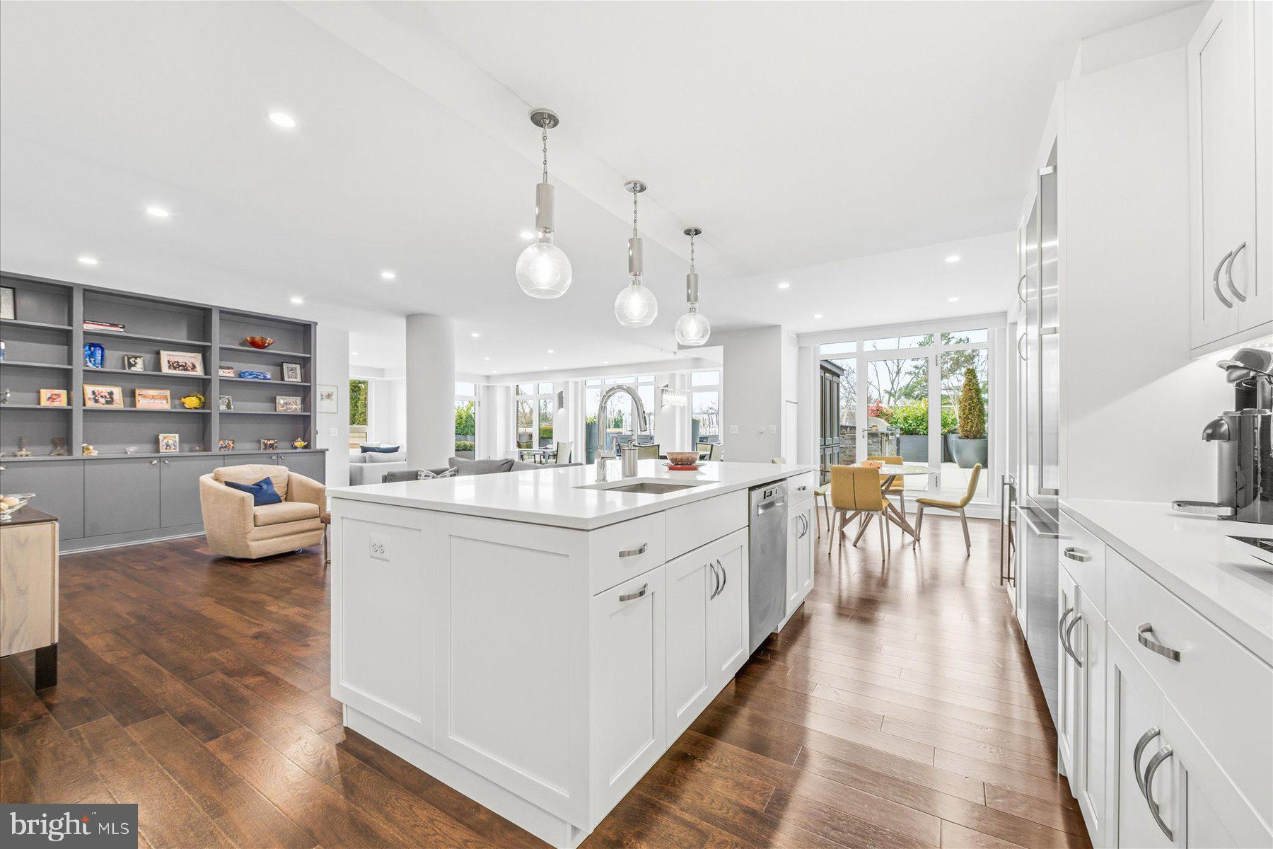 DOWNTOWN BETHESDA - Residential
