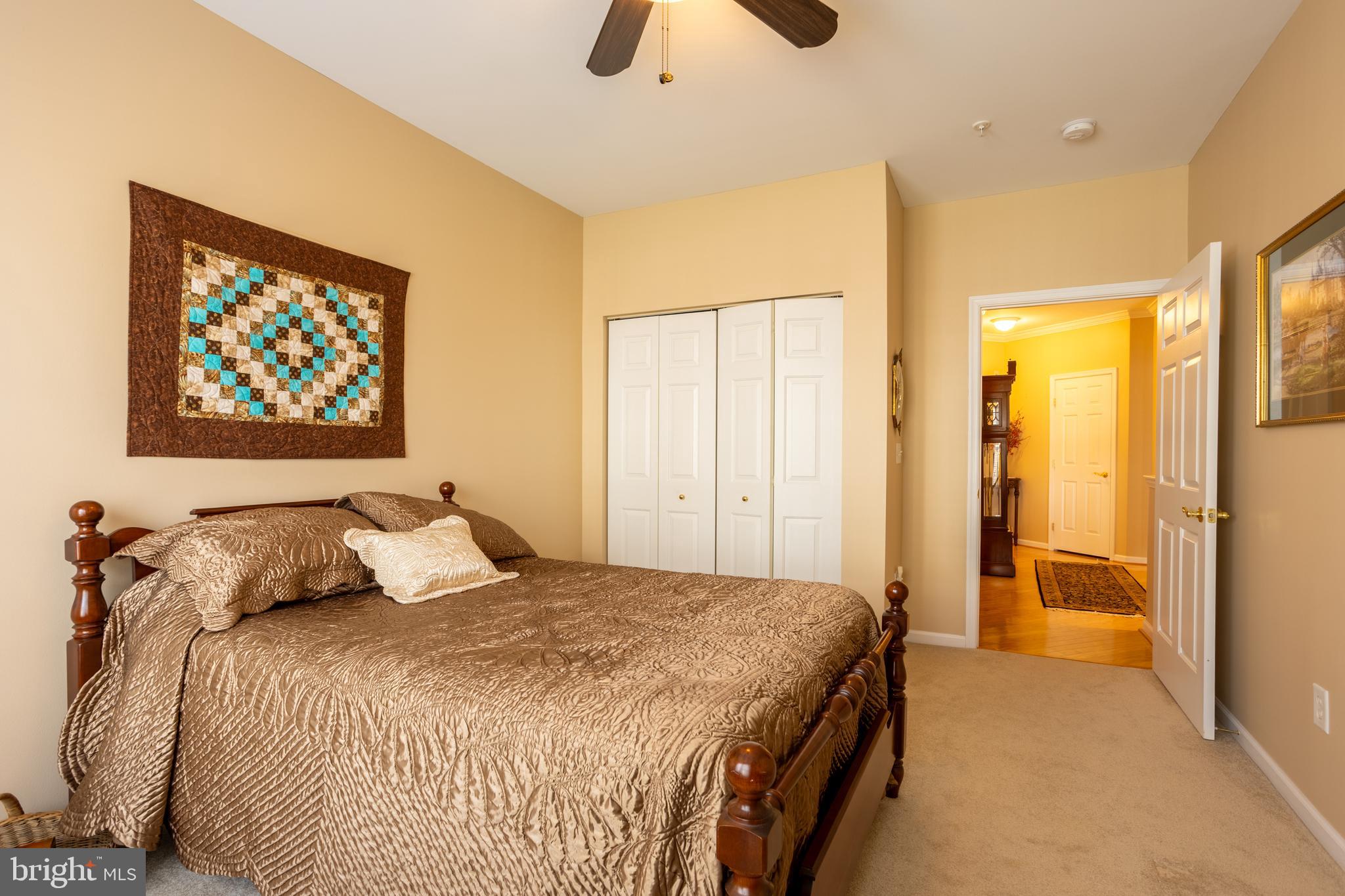 KINGS CROSSING - Residential