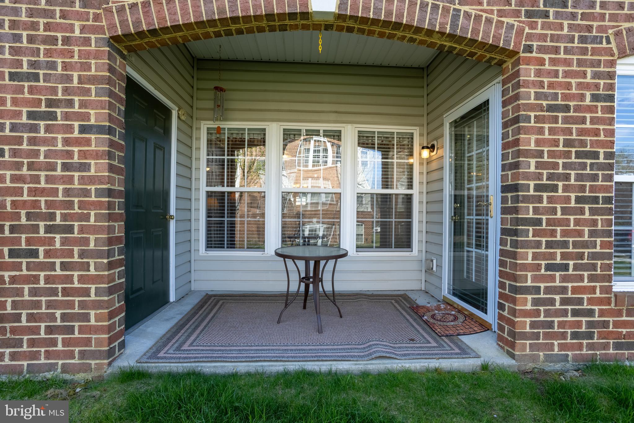 KINGS CROSSING - Residential