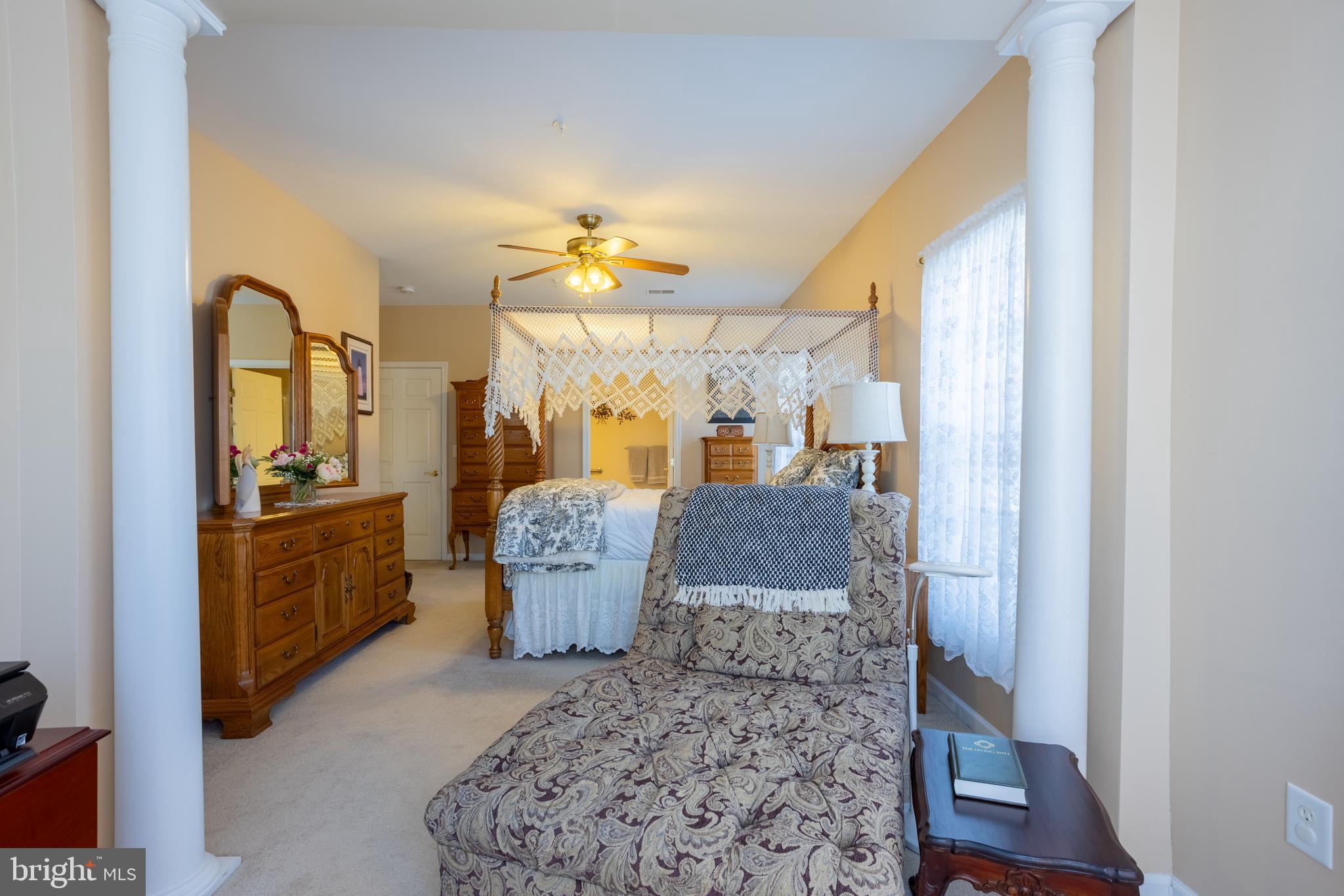 KINGS CROSSING - Residential