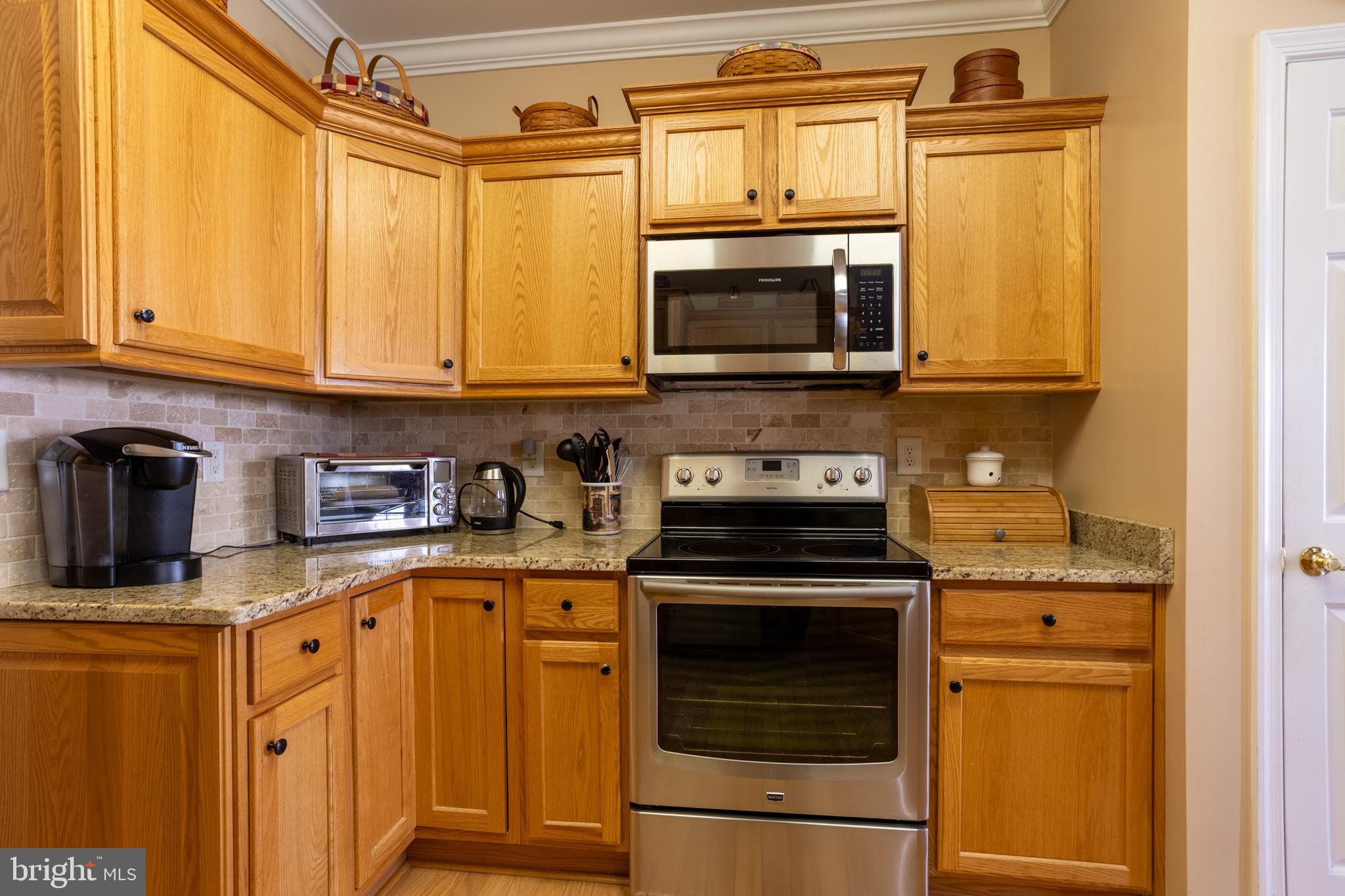 KINGS CROSSING - Residential