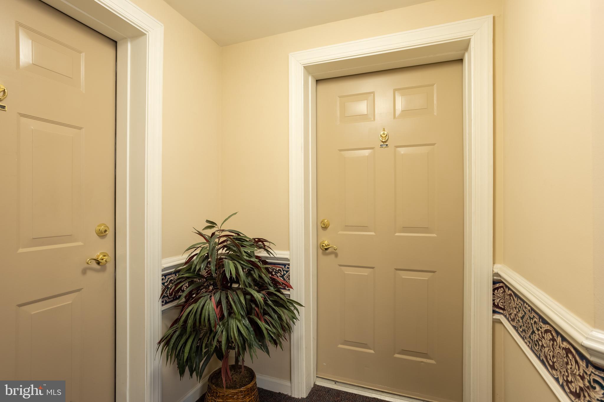 KINGS CROSSING - Residential