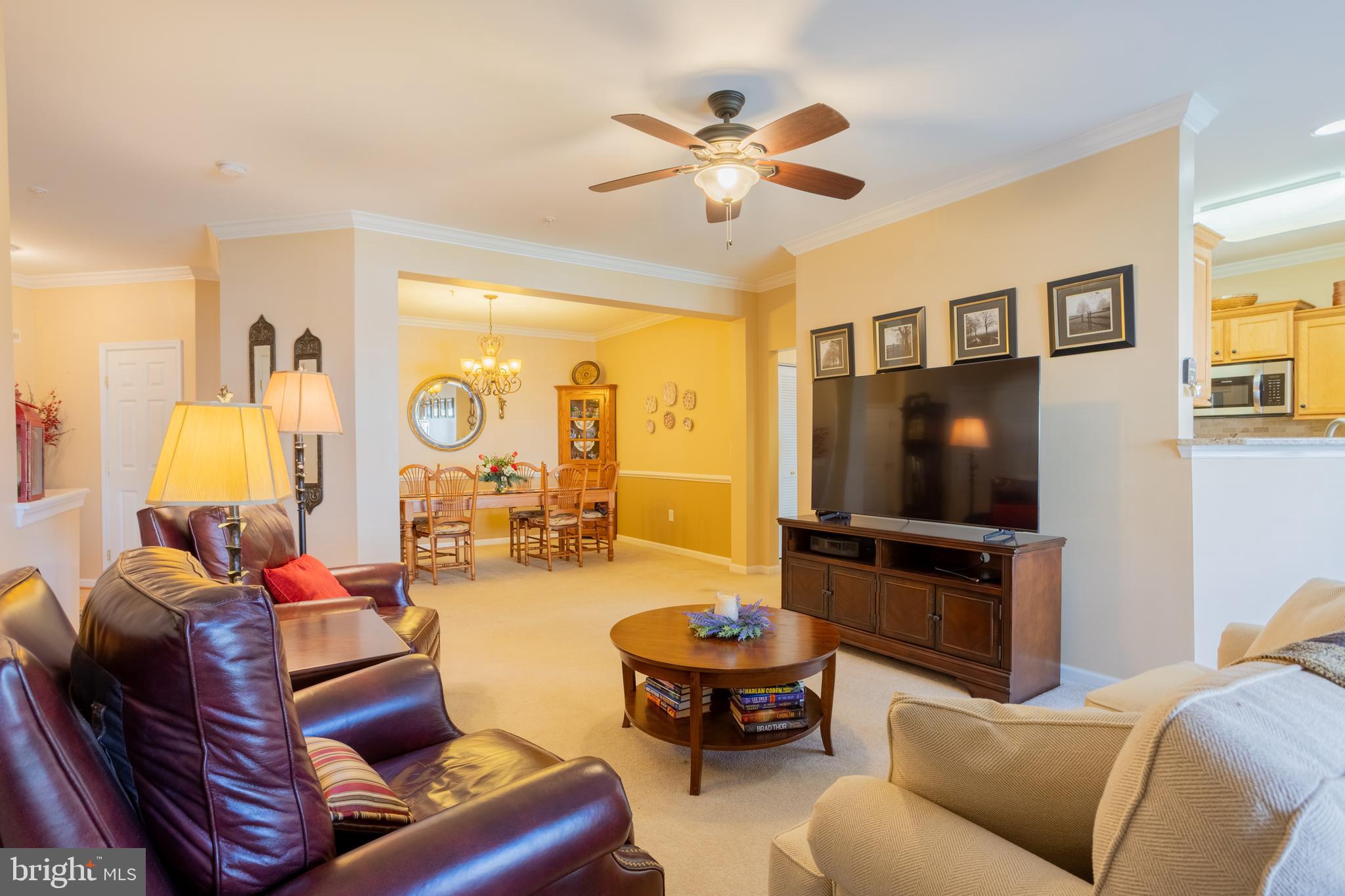 KINGS CROSSING - Residential