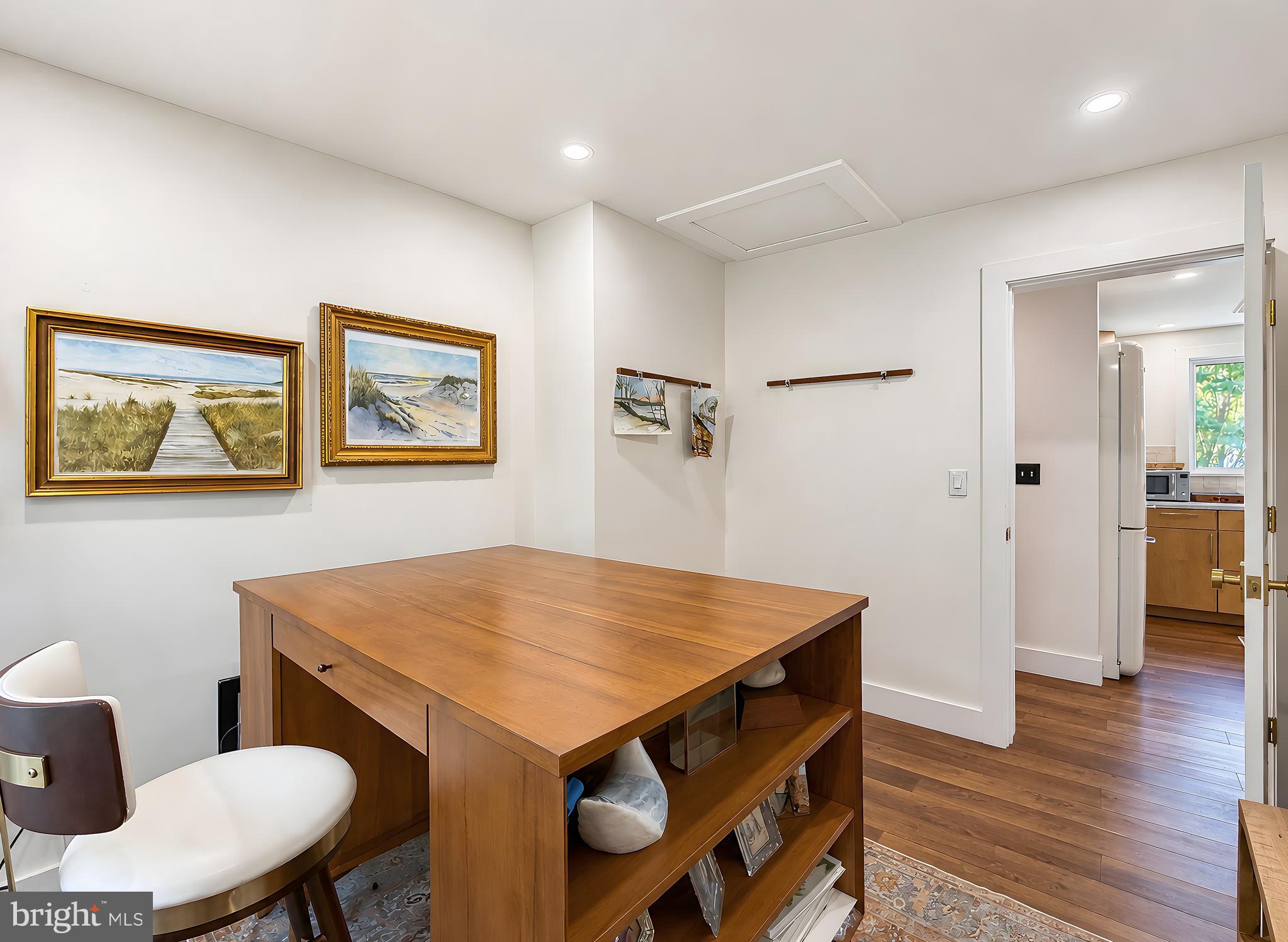 ROUSBY HALL WOODS - Residential