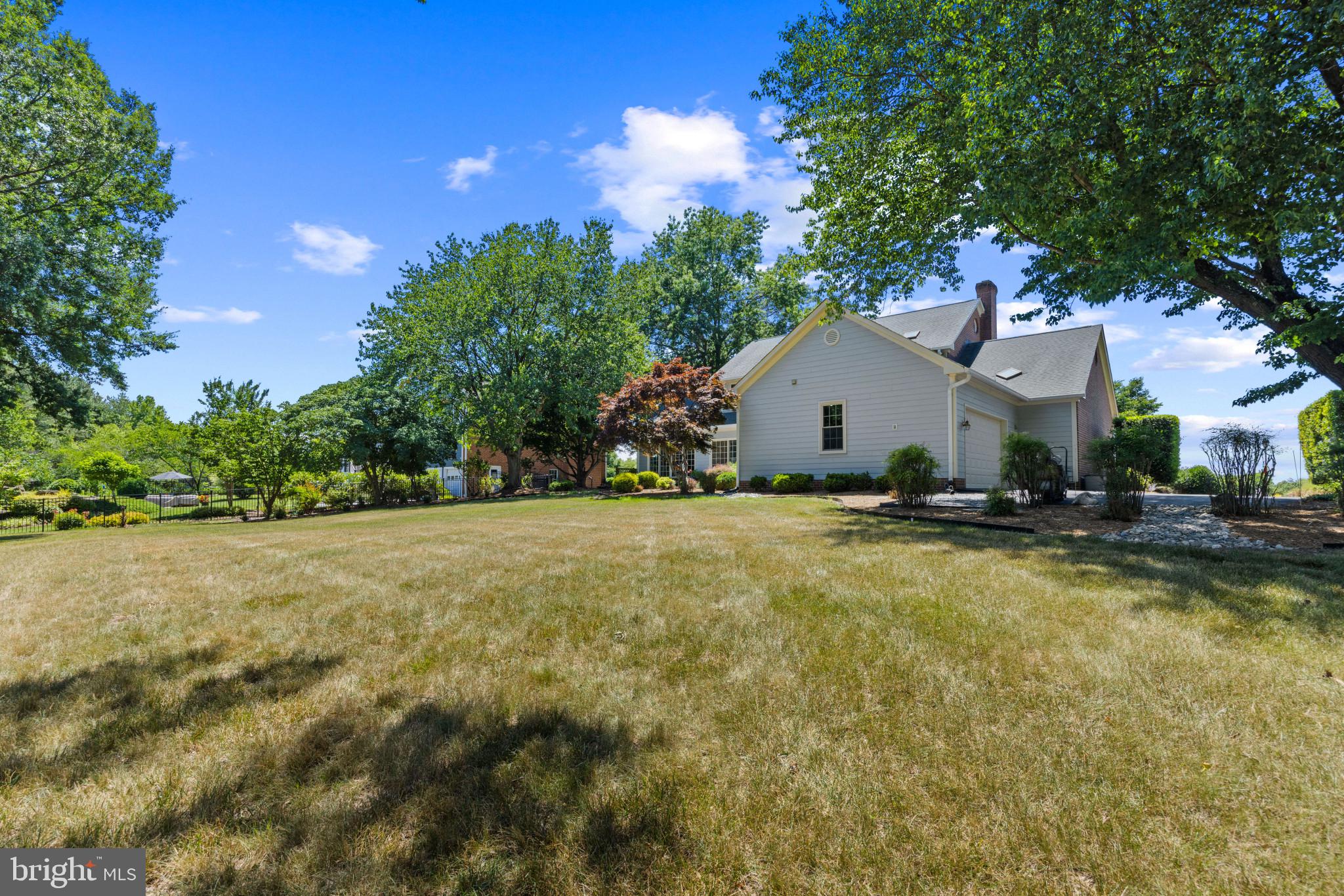 FISHING CREEK FARM - Residential