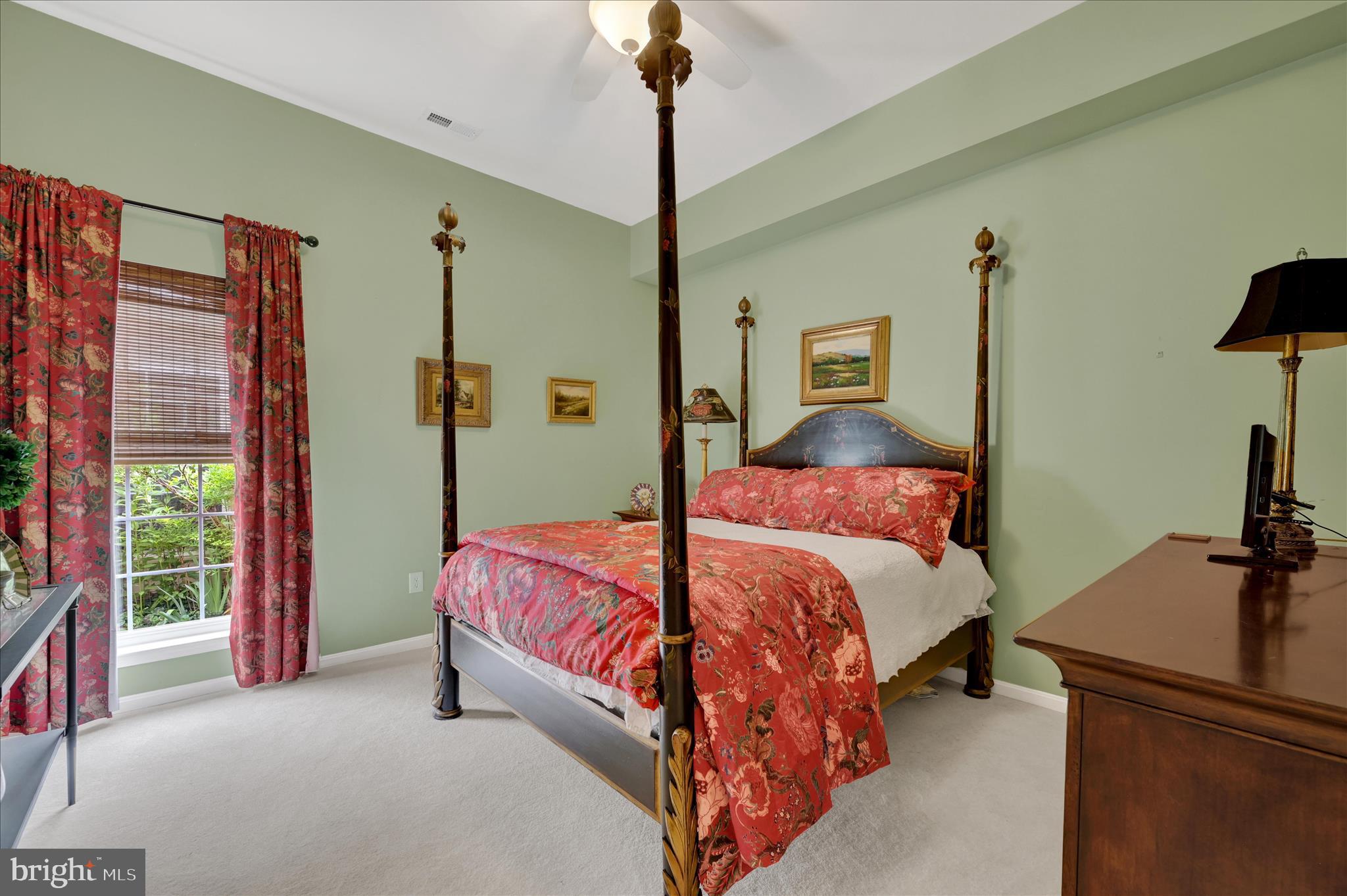 SYMPHONY VILLAGE AT CENTREVILLE - Residential