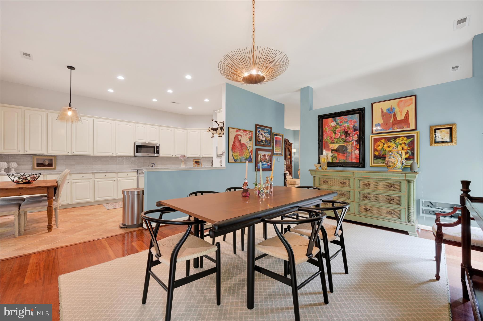 SYMPHONY VILLAGE AT CENTREVILLE - Residential