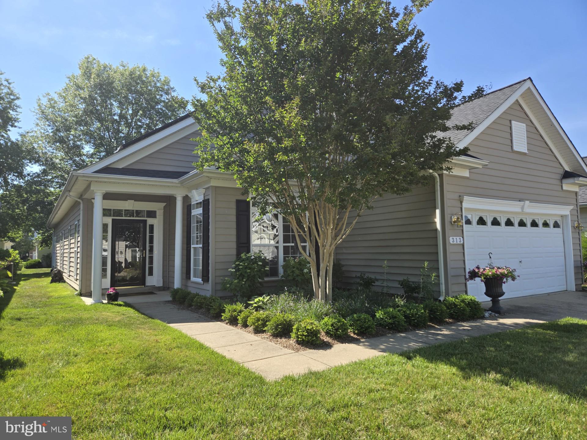 SYMPHONY VILLAGE AT CENTREVILLE - Residential
