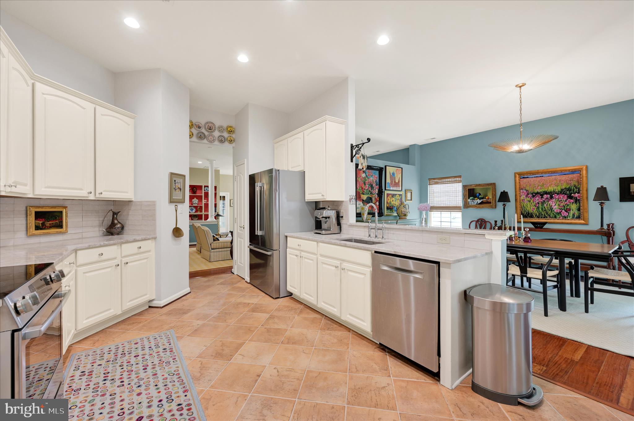 SYMPHONY VILLAGE AT CENTREVILLE - Residential