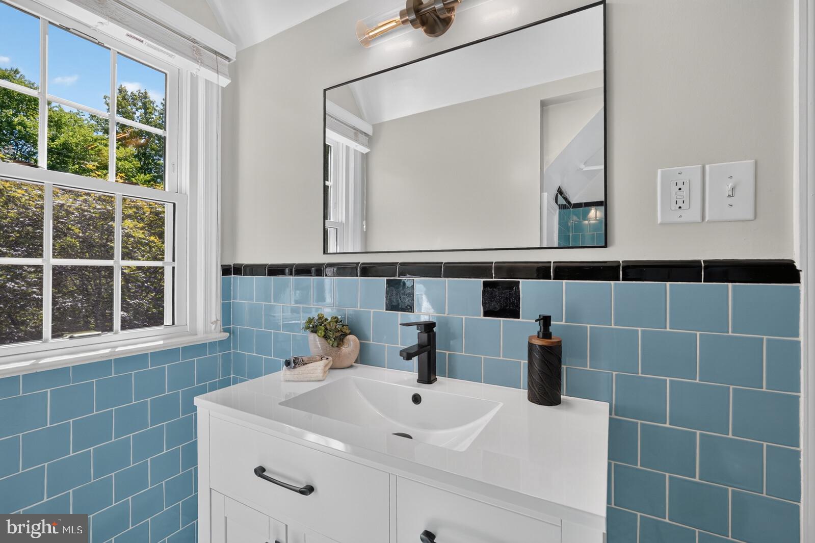 BROADMONT - Residential
