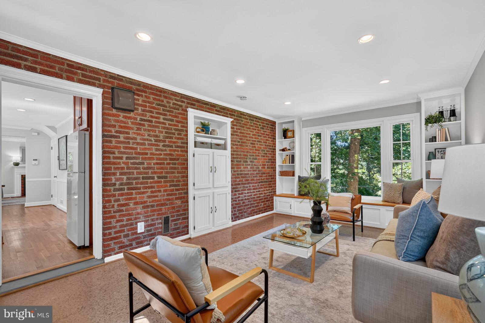 BROADMONT - Residential