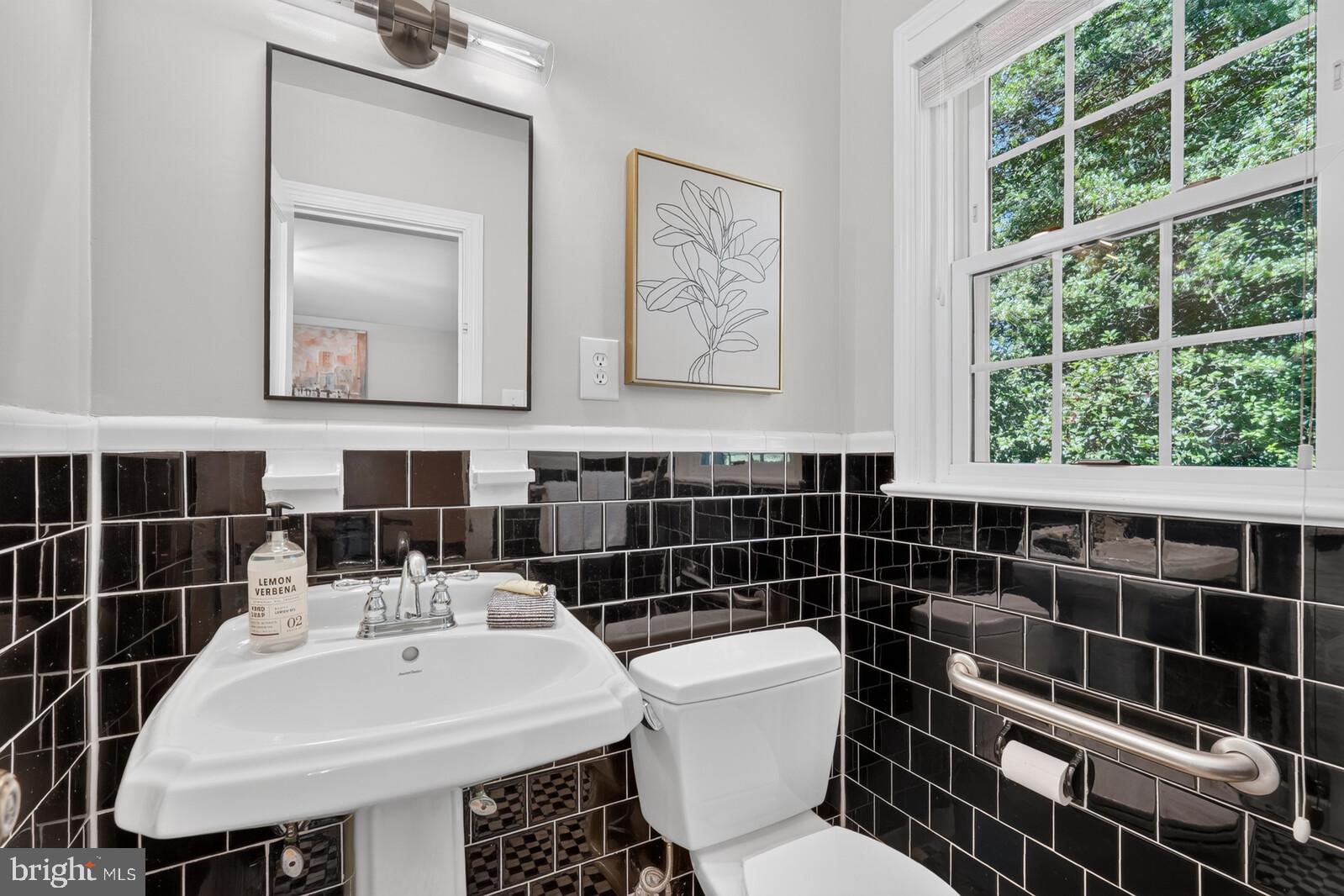 BROADMONT - Residential
