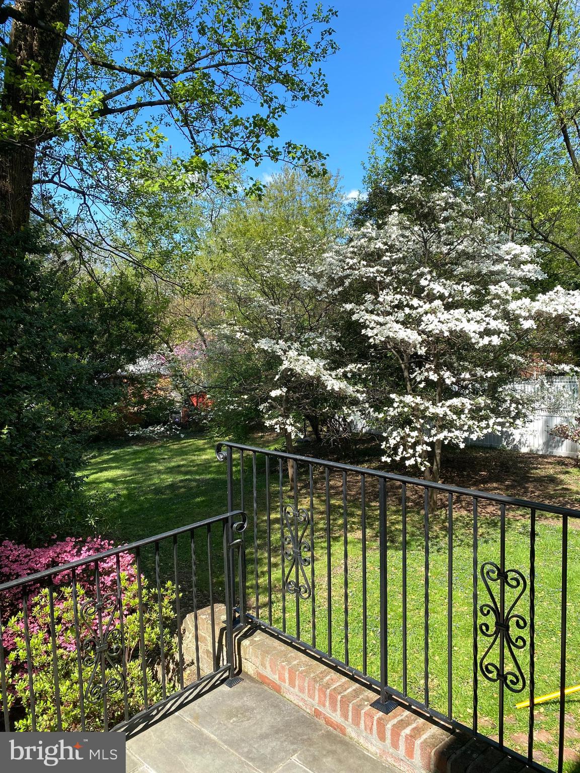 BROADMONT - Residential