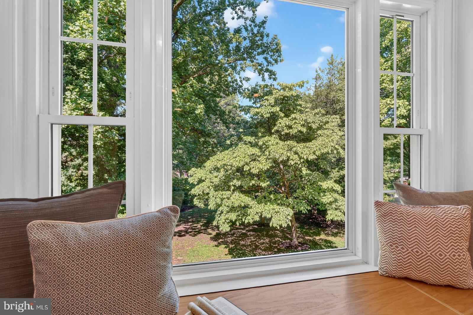 BROADMONT - Residential