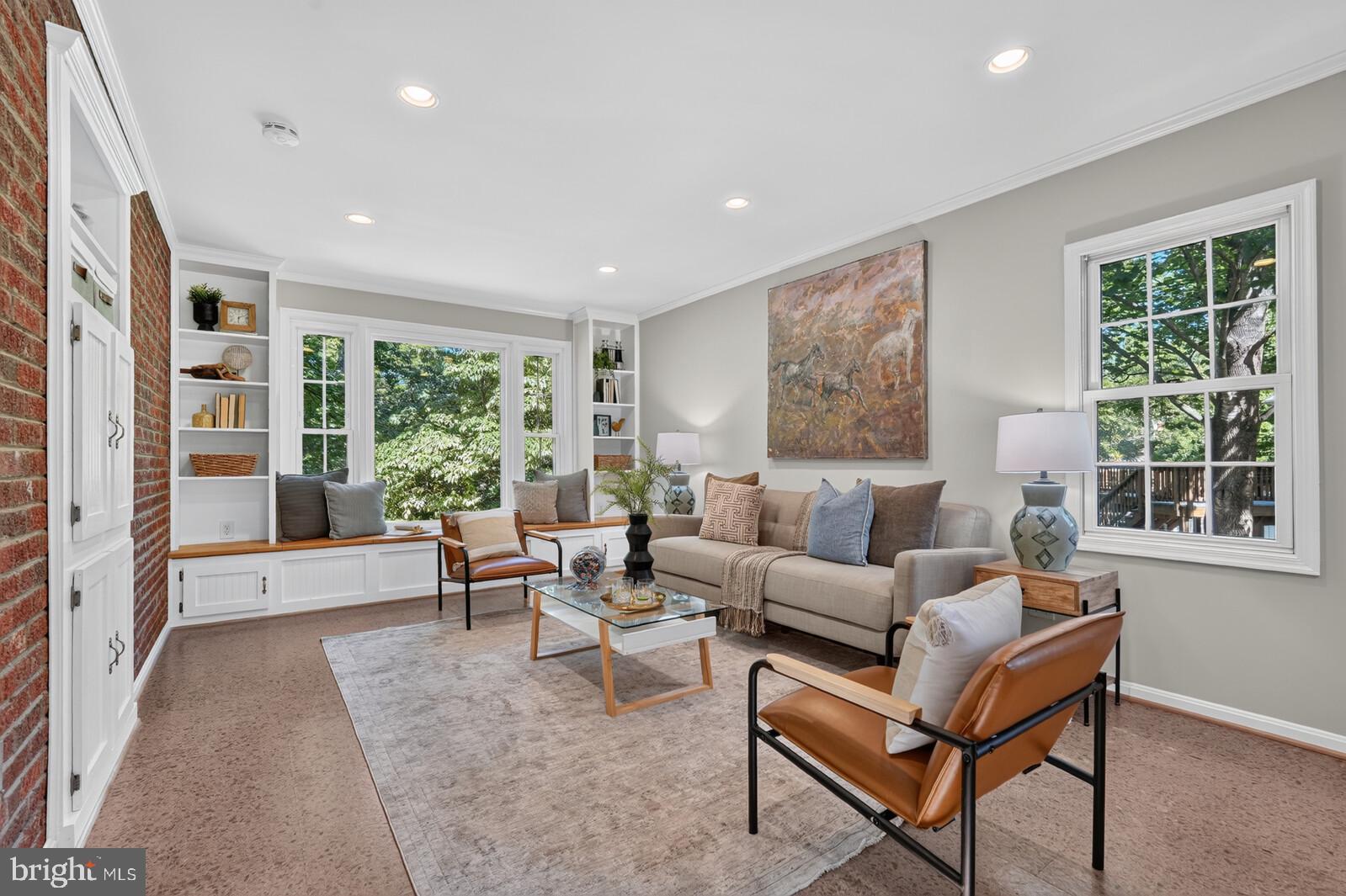 BROADMONT - Residential