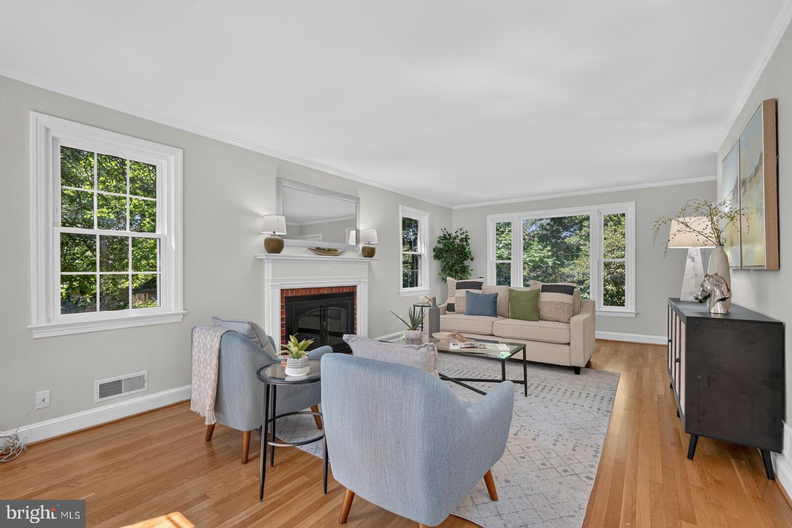 BROADMONT - Residential