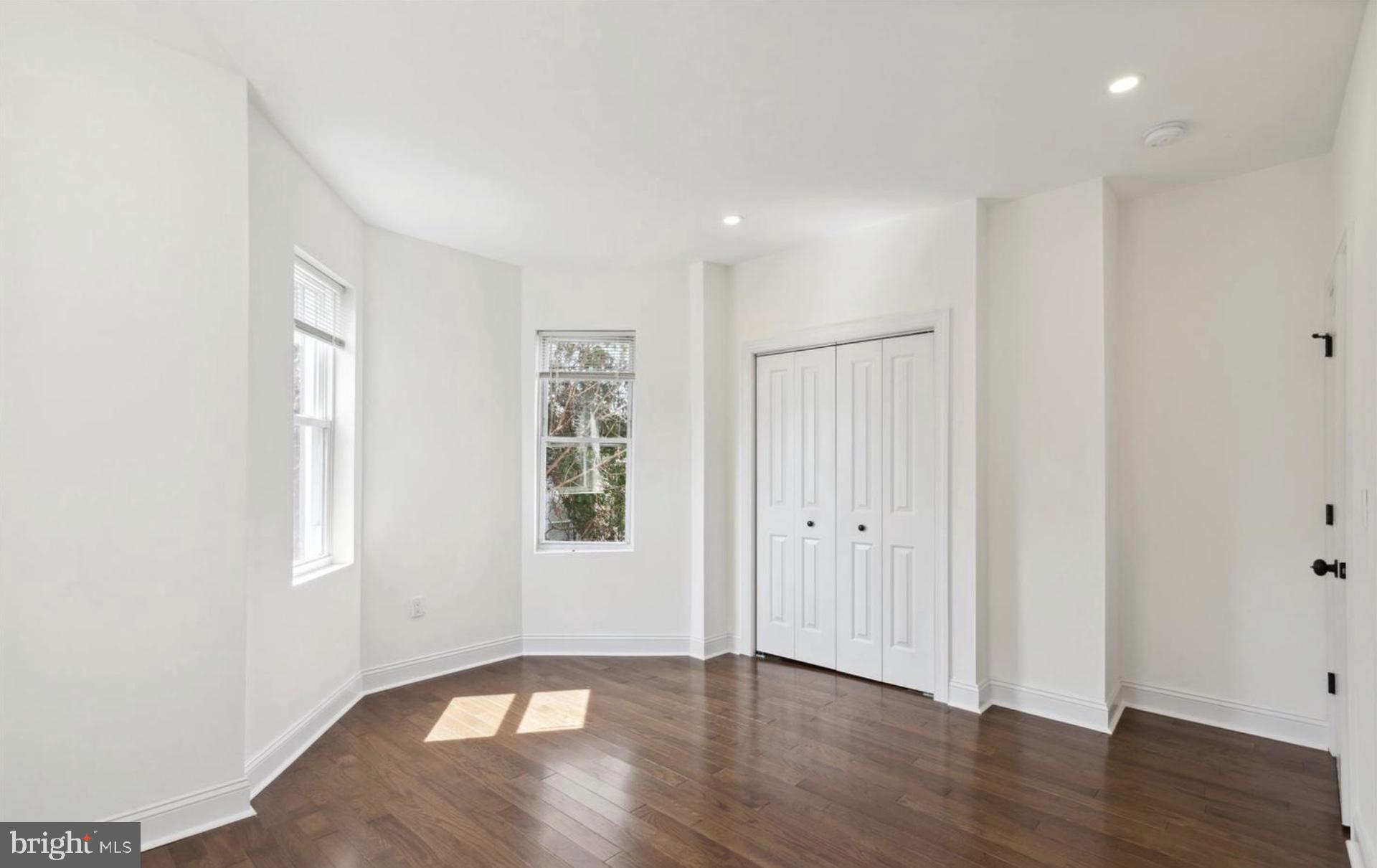COBBS CREEK - Residential