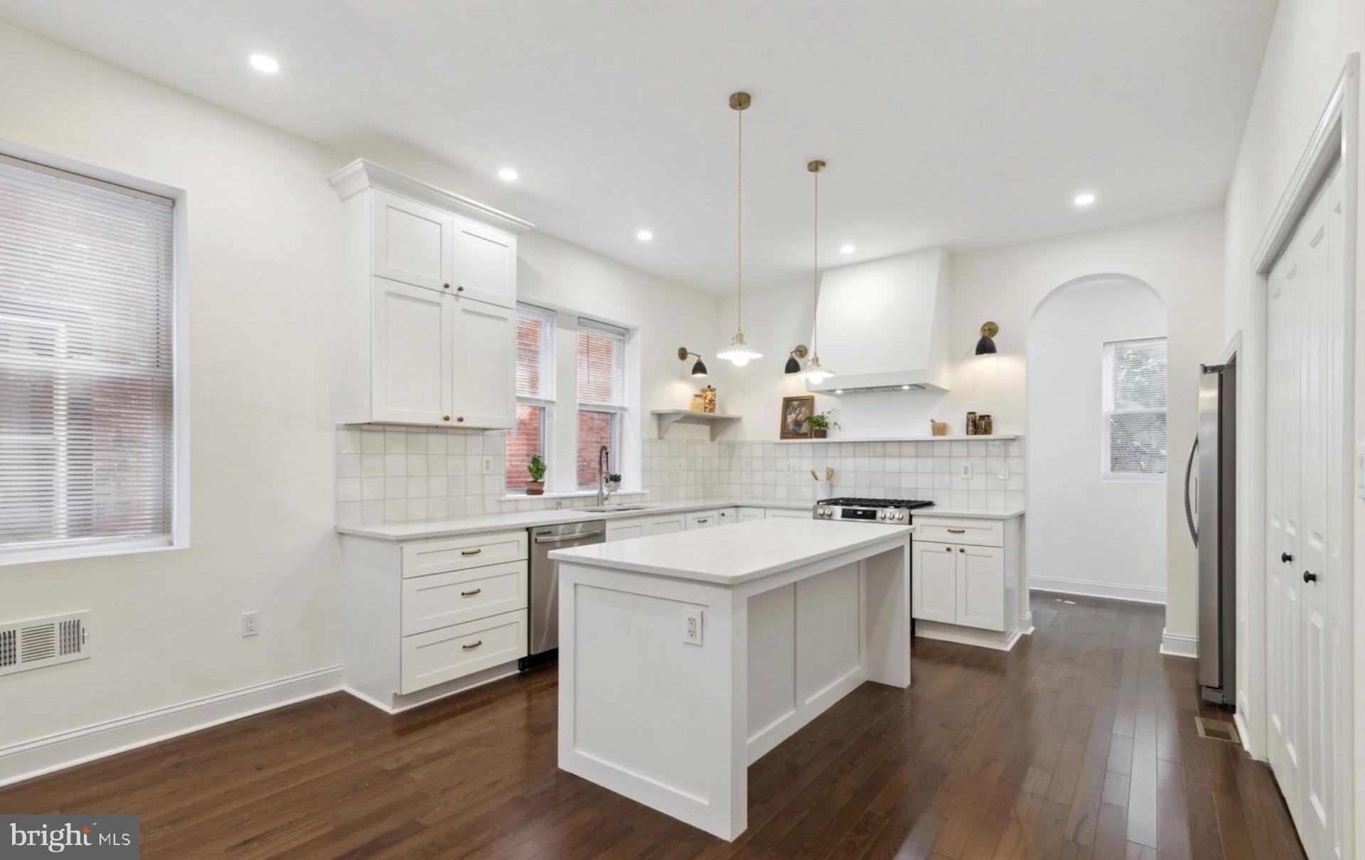 COBBS CREEK - Residential