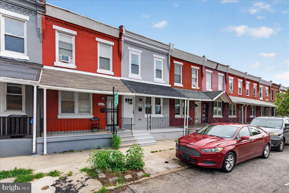 PHILADELPHIA (WEST) - Residential