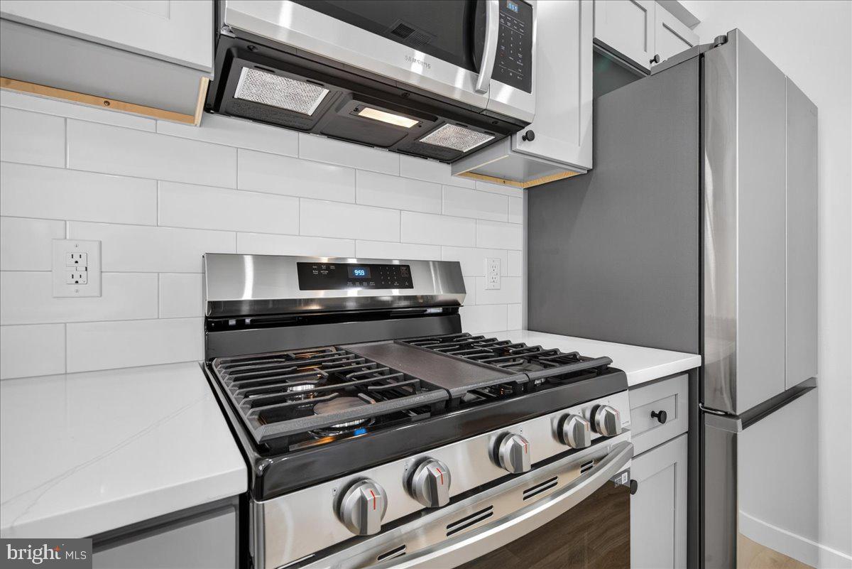 PHILADELPHIA (WEST) - Residential