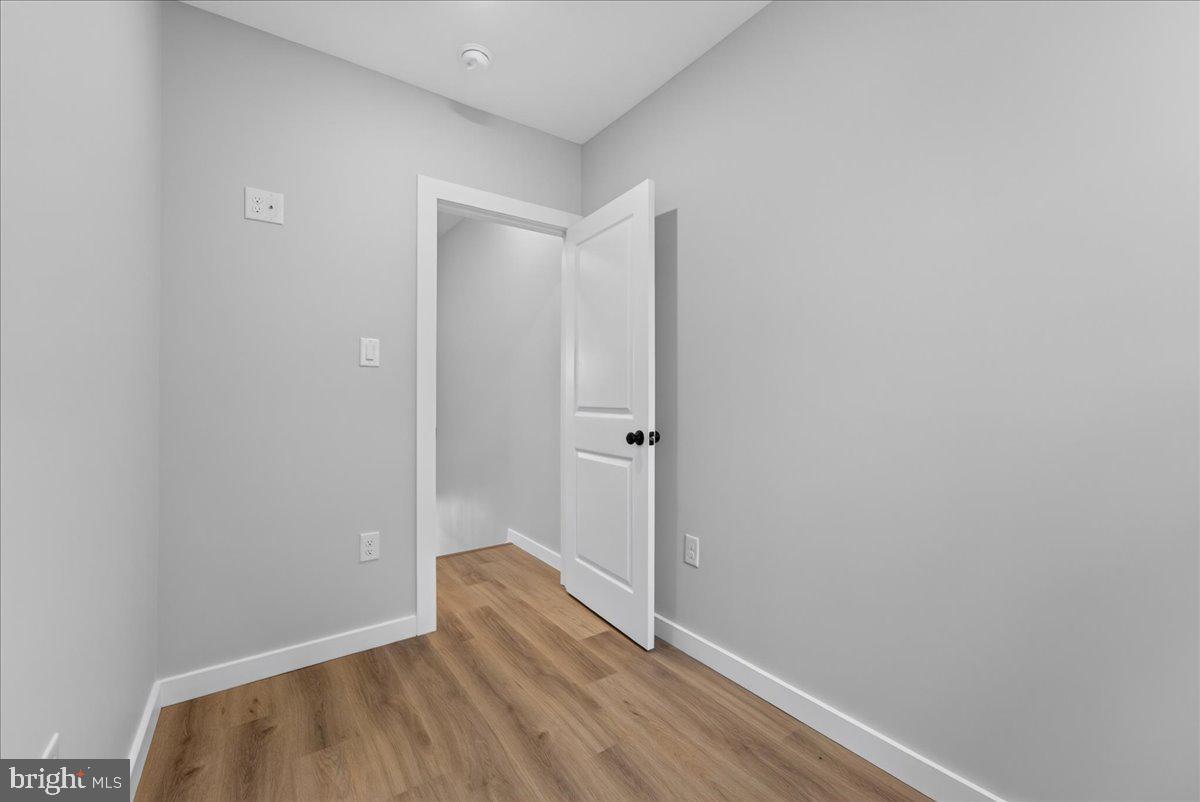 PHILADELPHIA (WEST) - Residential