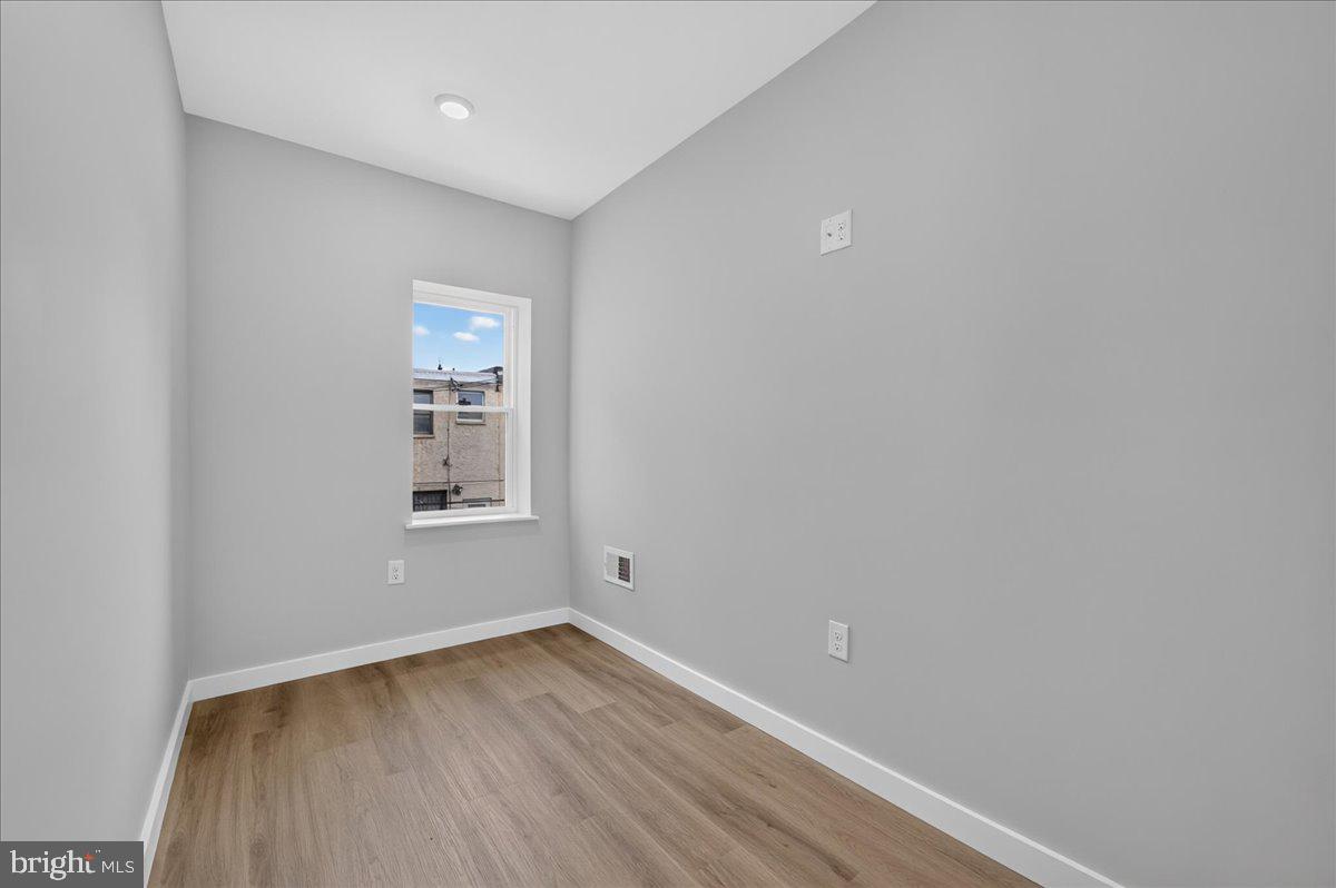 PHILADELPHIA (WEST) - Residential