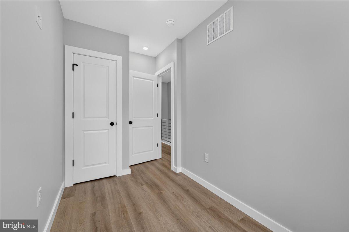 PHILADELPHIA (WEST) - Residential