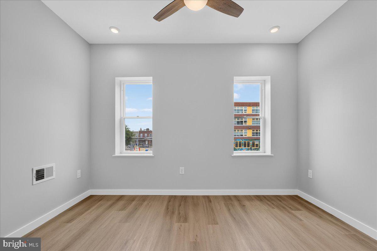 PHILADELPHIA (WEST) - Residential