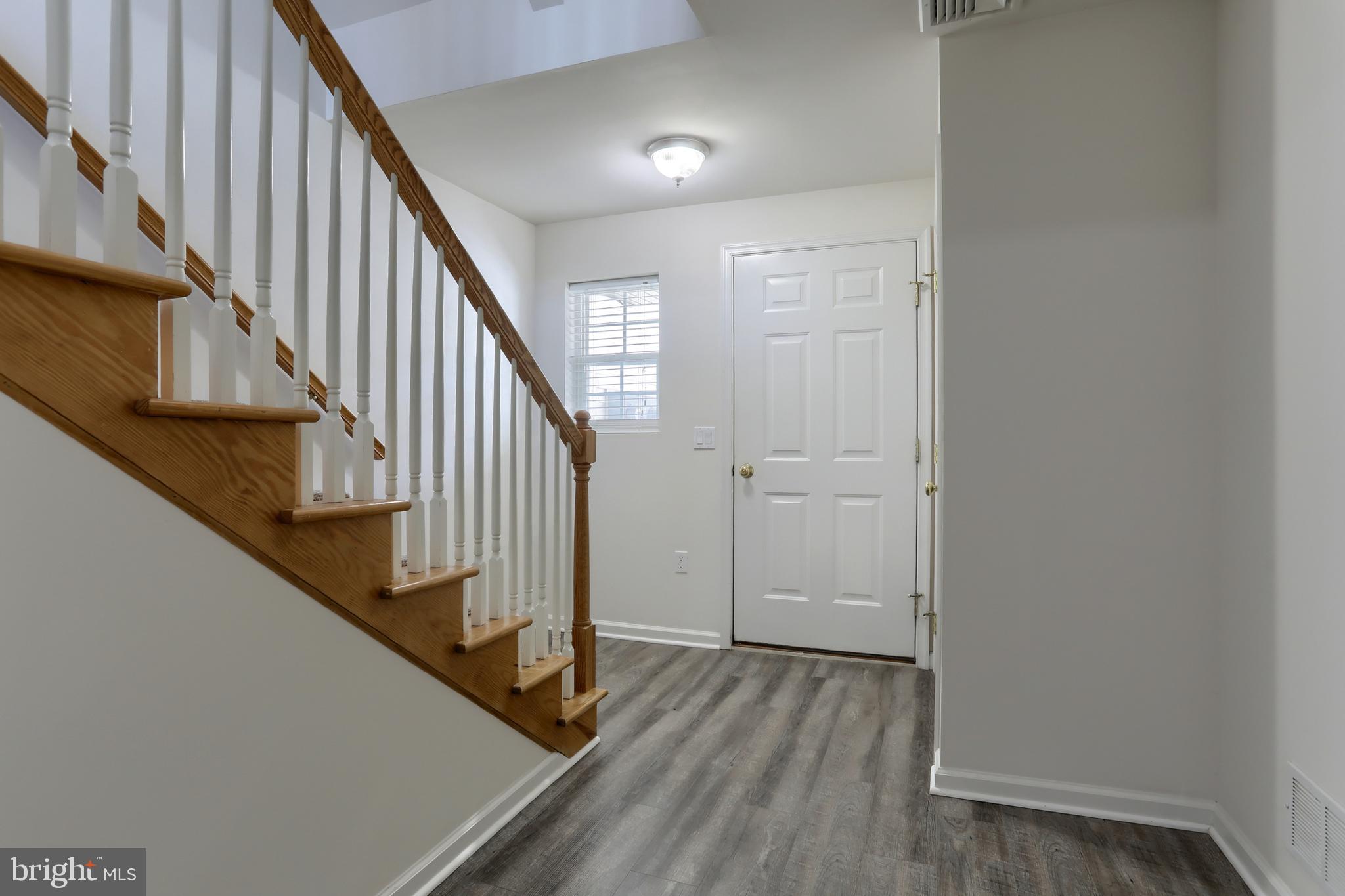 OAK HILLS - Residential