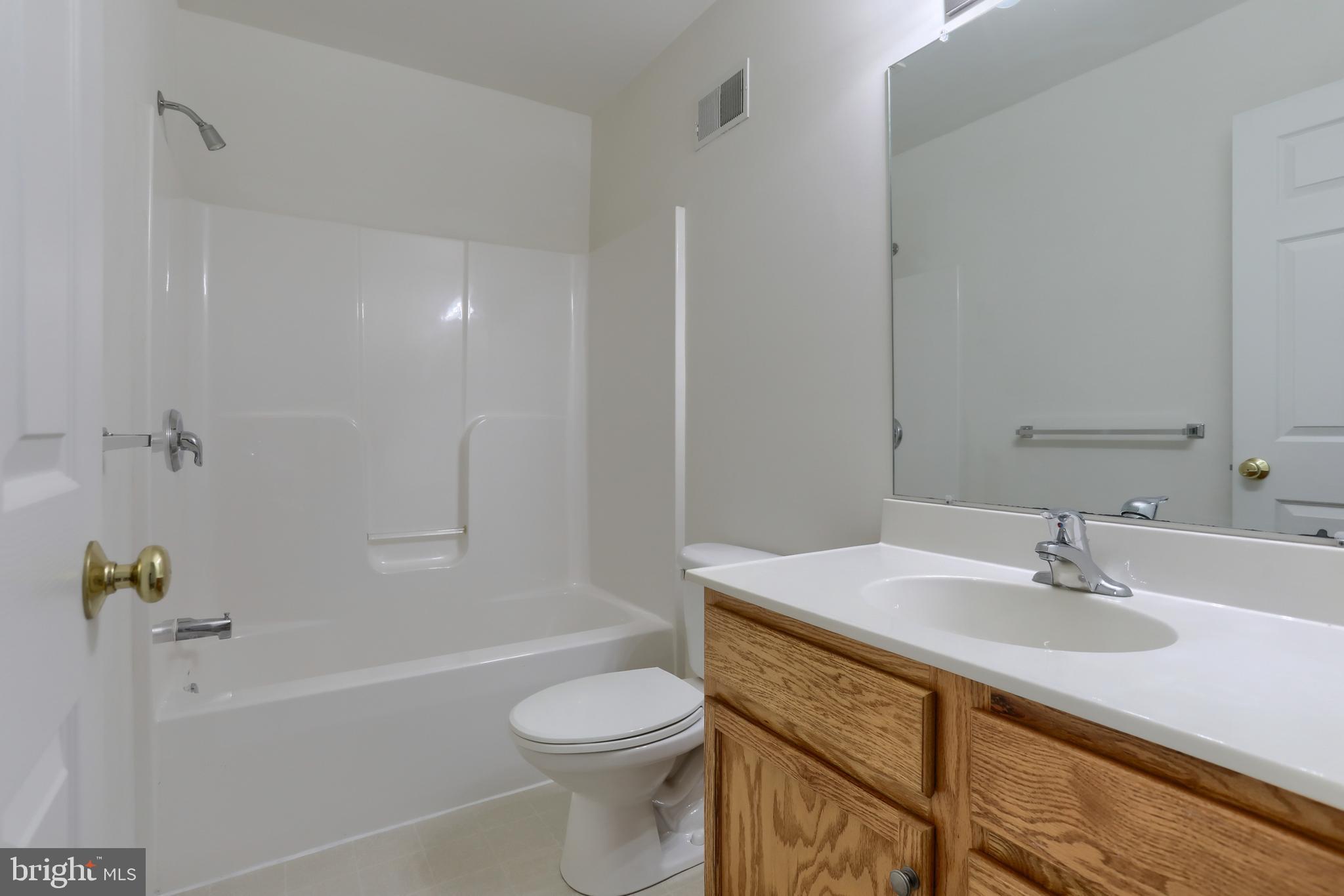 OAK HILLS - Residential