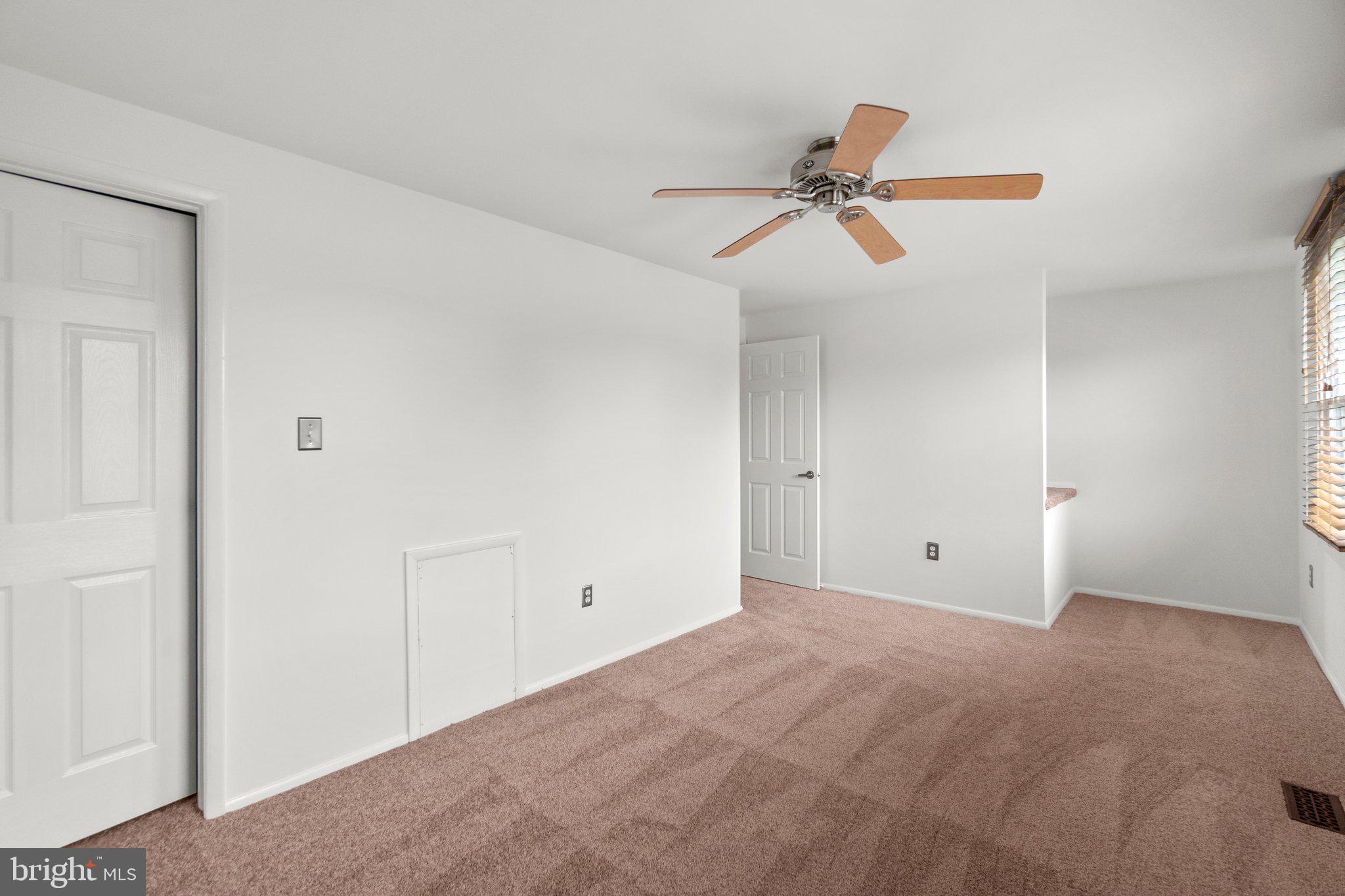 AMBER MEADOWS - Residential