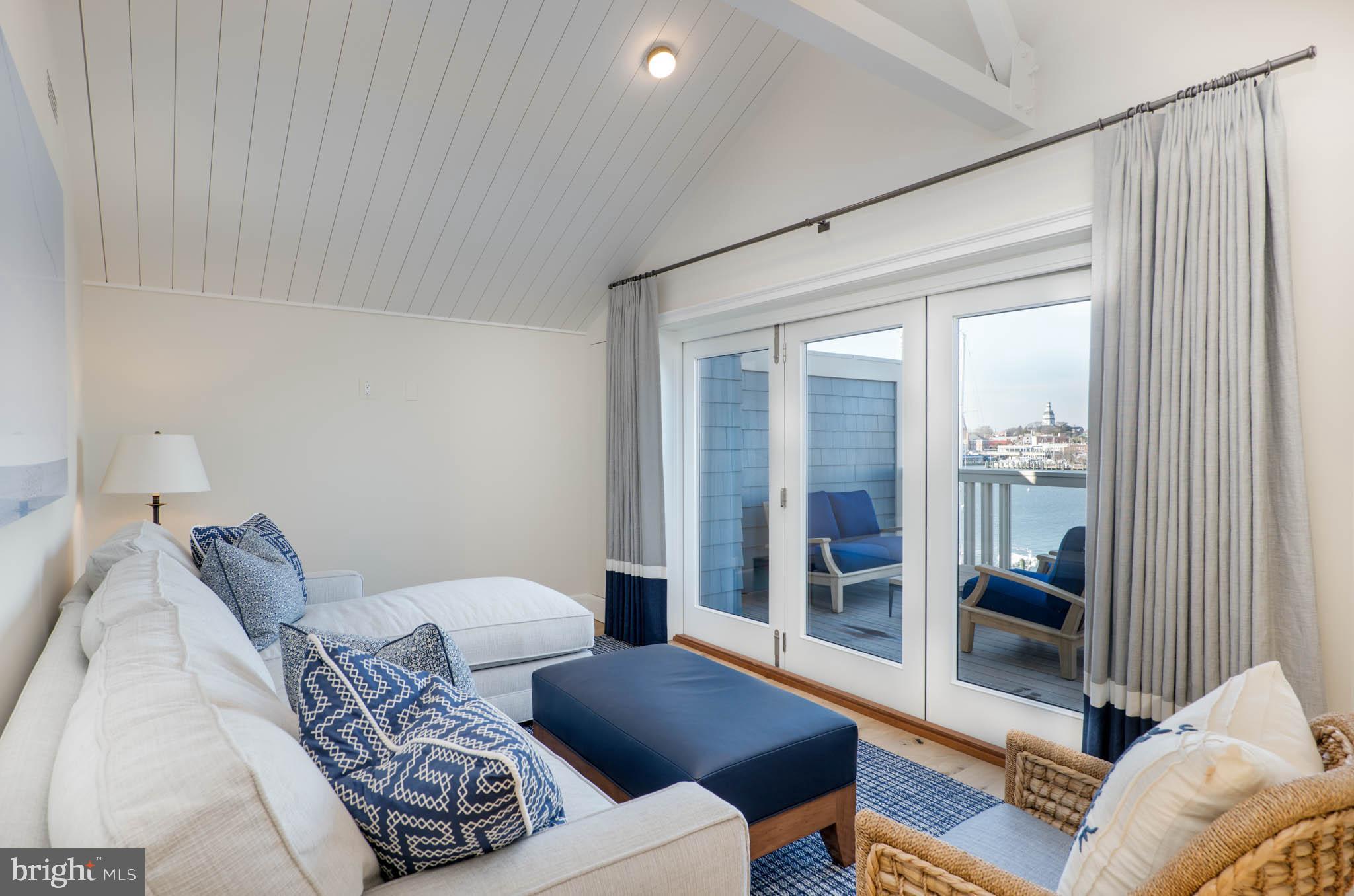 EASTPORT - Residential
