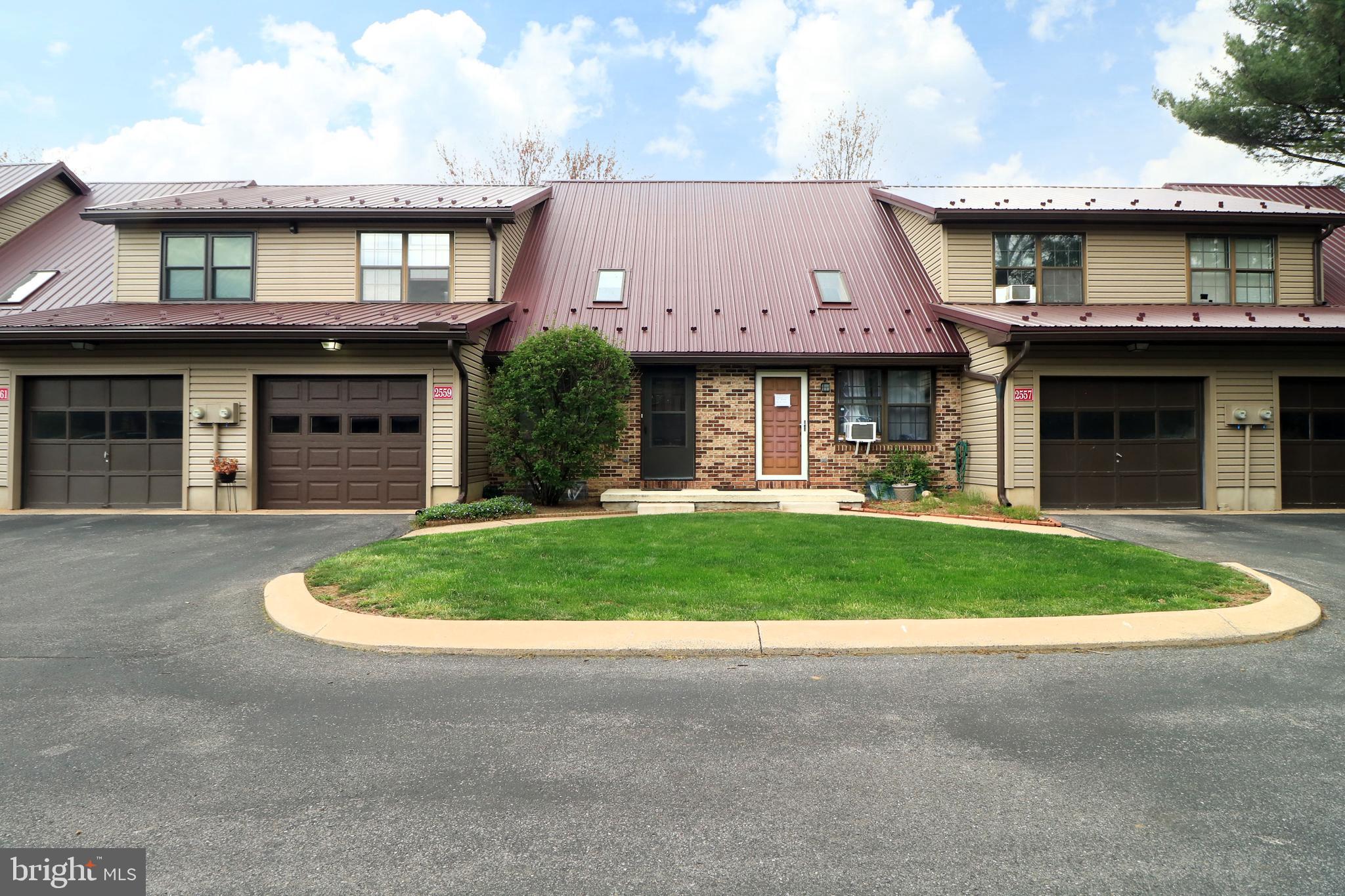 NORTHRIDGE - Residential