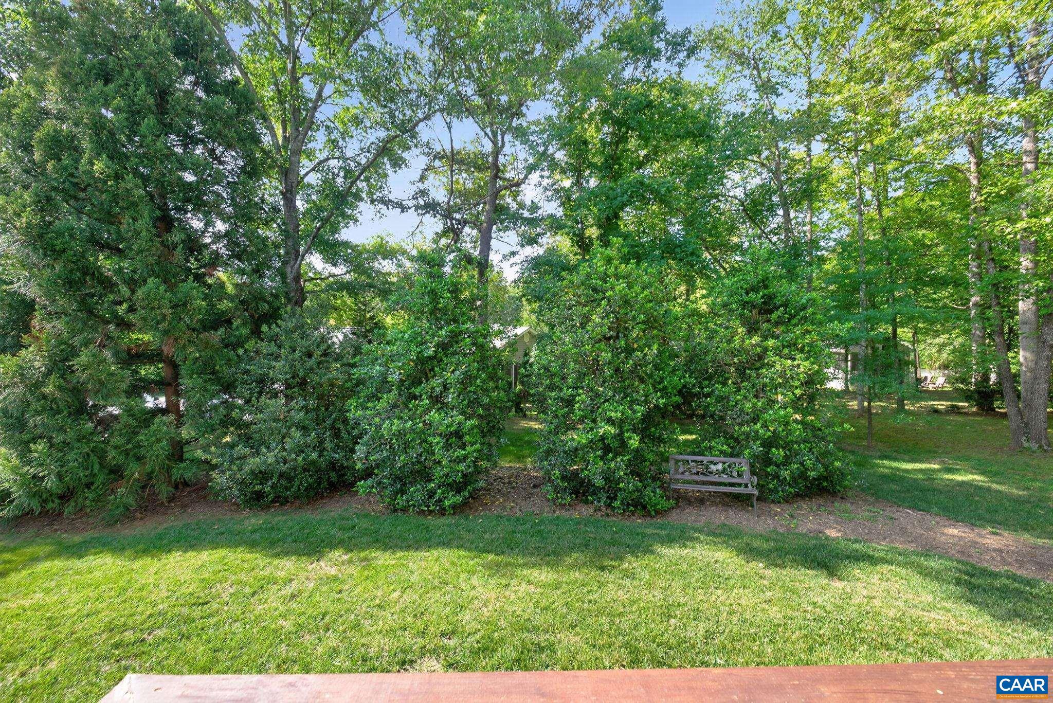 LAKE MONTICELLO - Residential