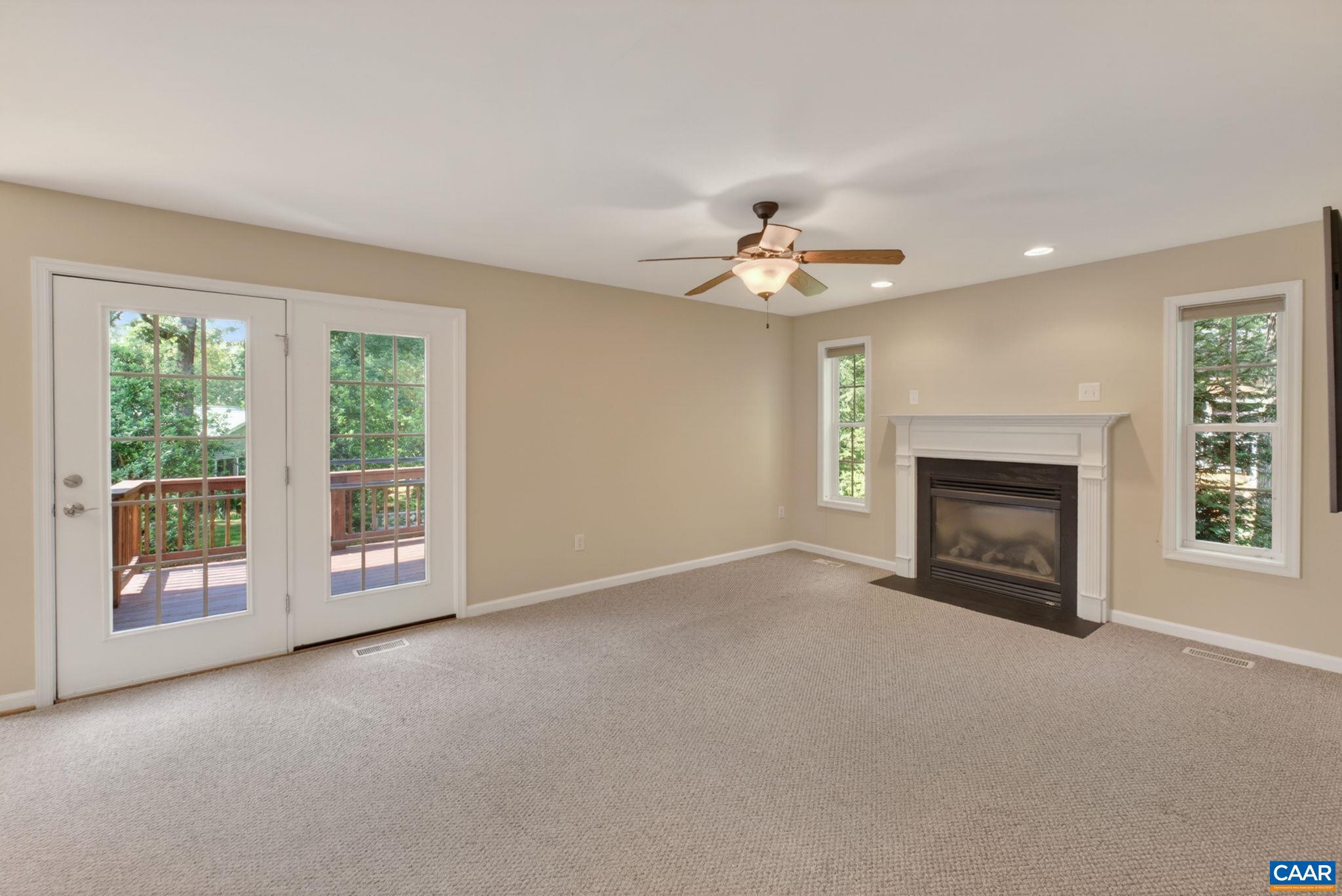 LAKE MONTICELLO - Residential